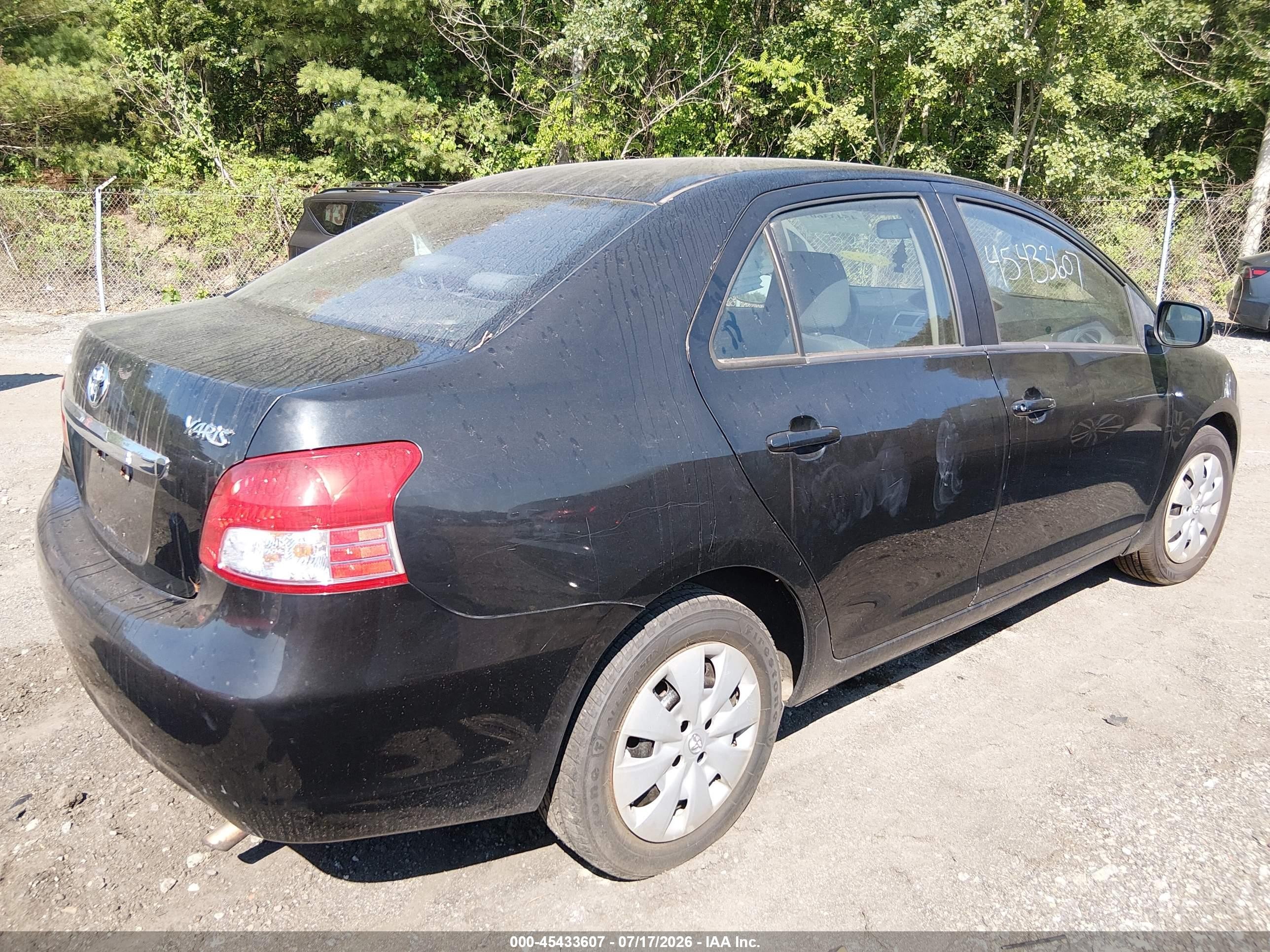 2010 Toyota Yaris   Black vin: JTDBT4K39A4076583