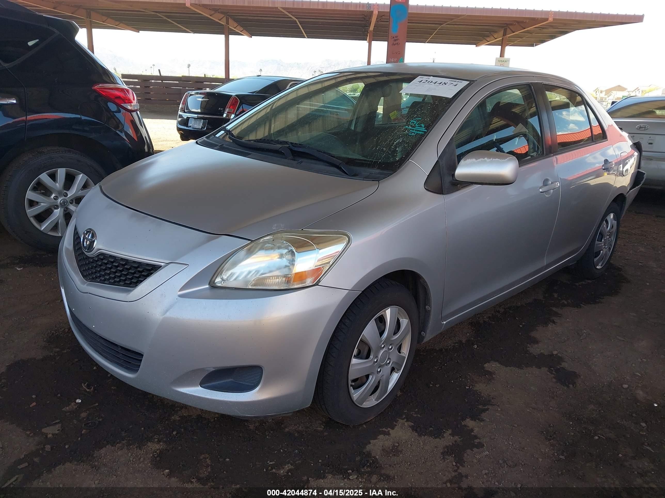 2012 Toyota Yaris   Gray vin: JTDBT4K39CL015100
