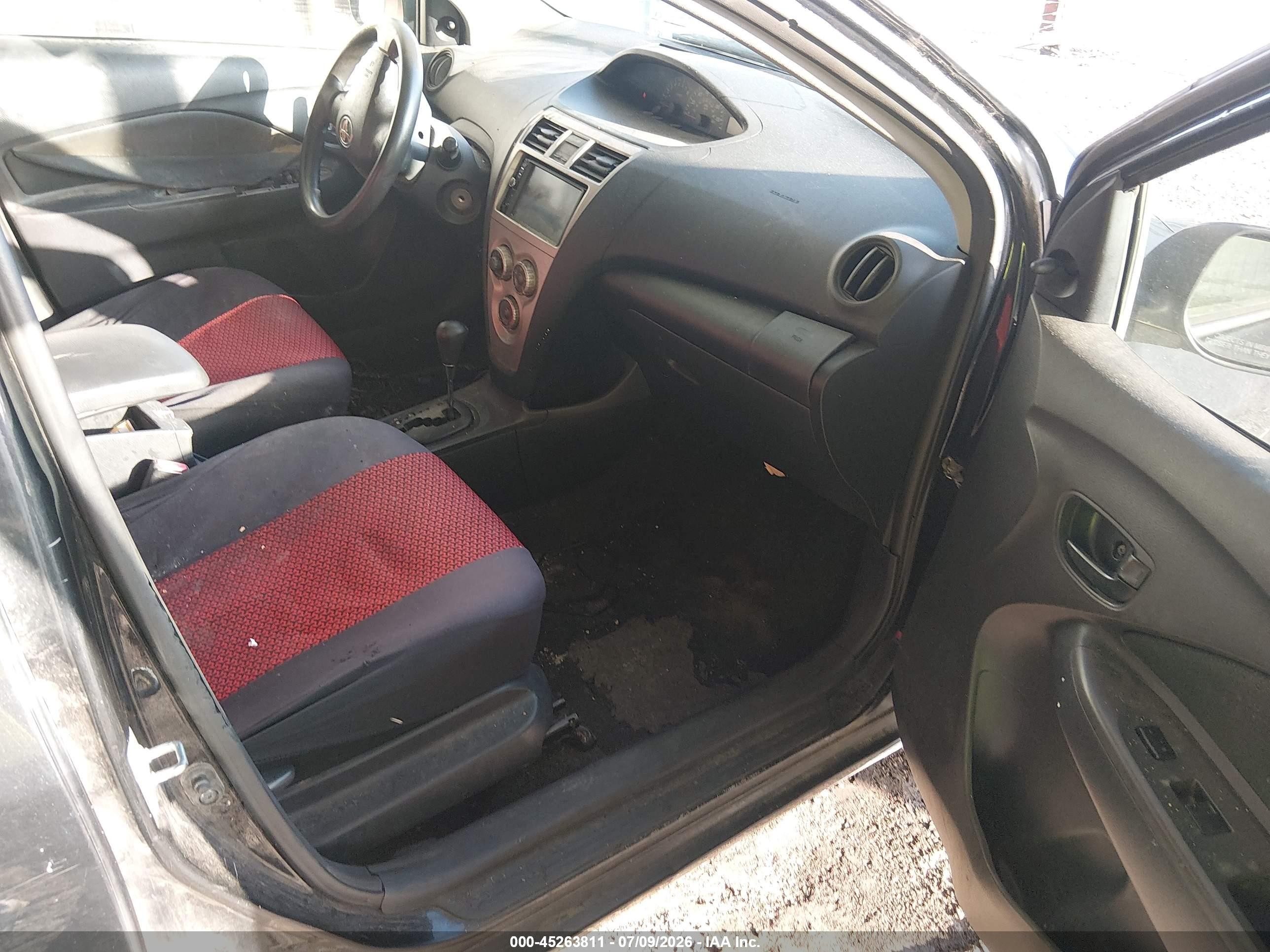 2012 Toyota Yaris   Black vin: JTDBT4K39CL017915