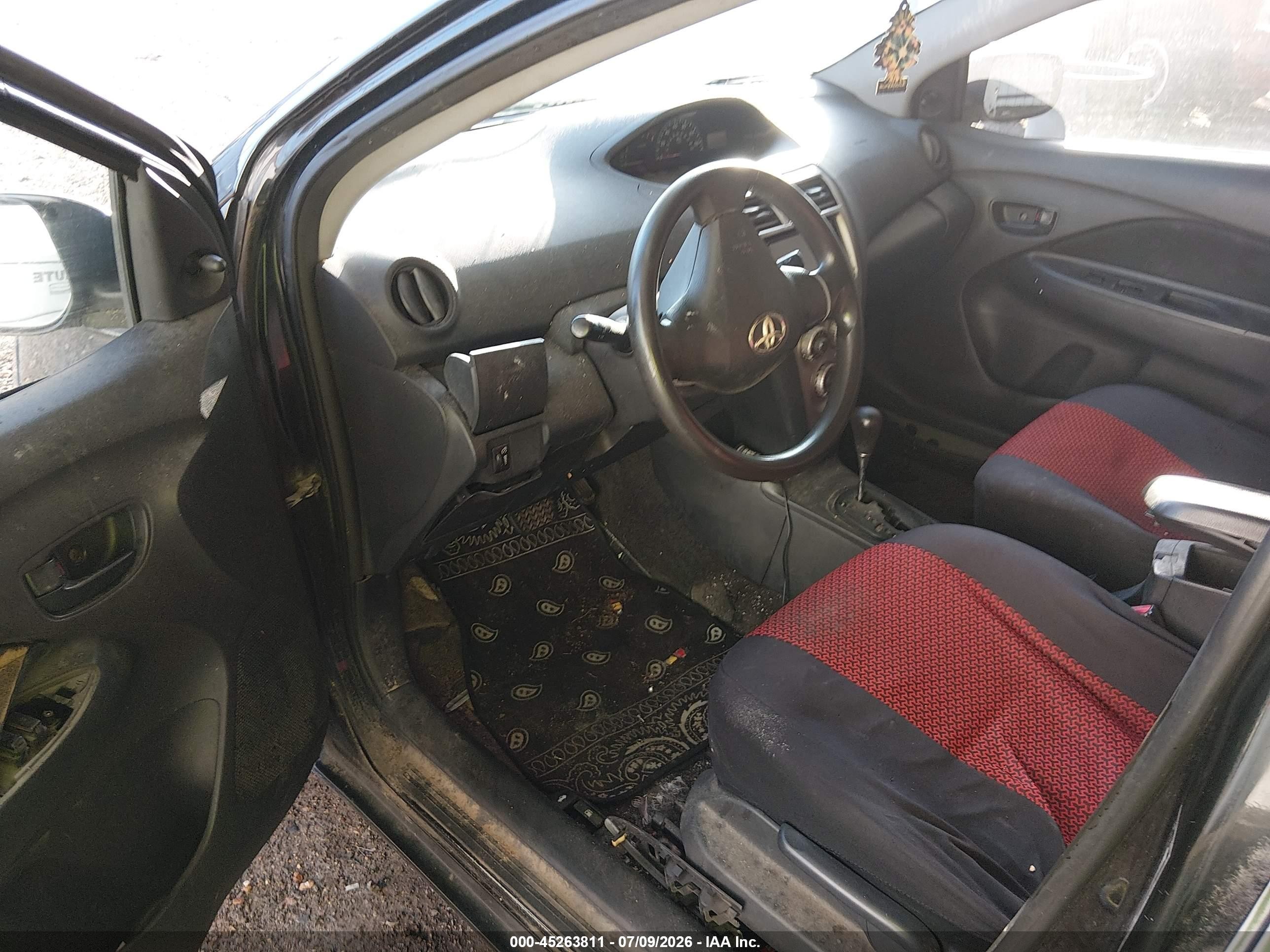 2012 Toyota Yaris   Black vin: JTDBT4K39CL017915