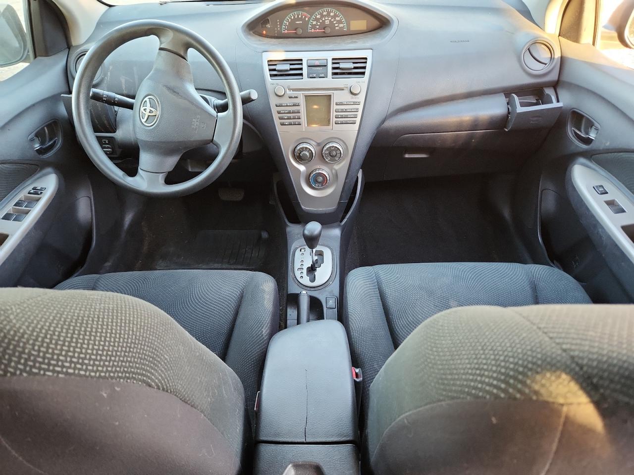 2010 Toyota Yaris Blue vin: JTDBT4K3XA1359933