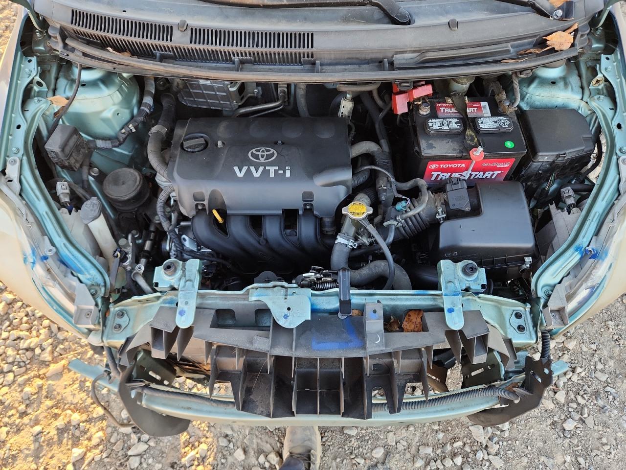 2010 Toyota Yaris Blue vin: JTDBT4K3XA1359933
