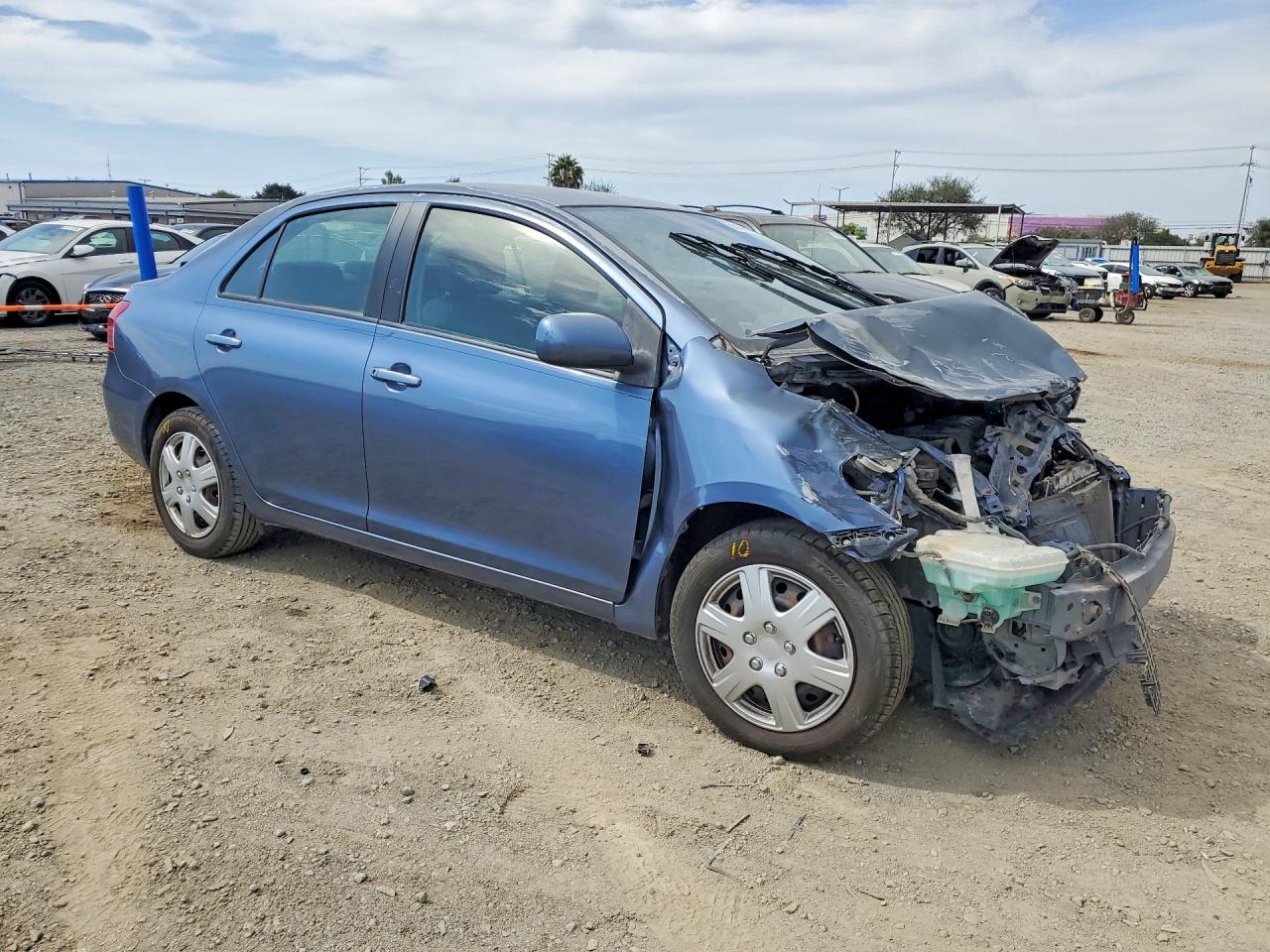 2010 Toyota Yaris Base Blue vin: JTDBT4K3XA1363643