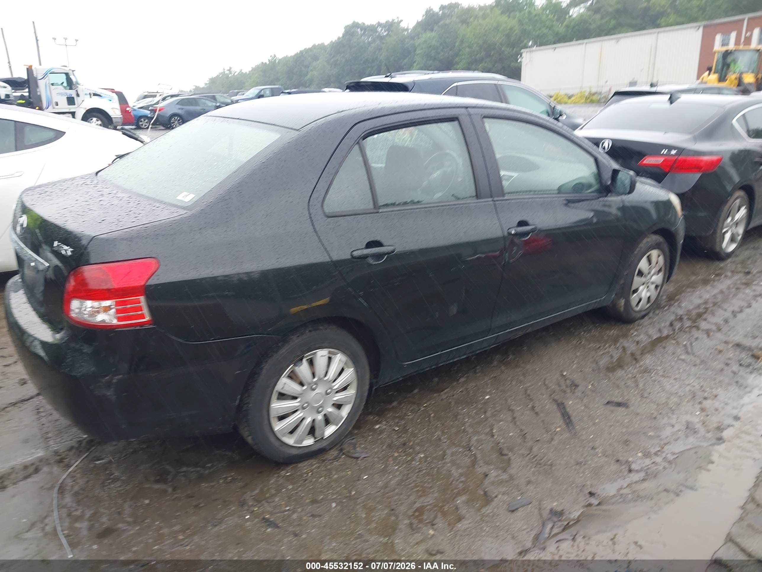 2010 Toyota Yaris   Black vin: JTDBT4K3XA1367322