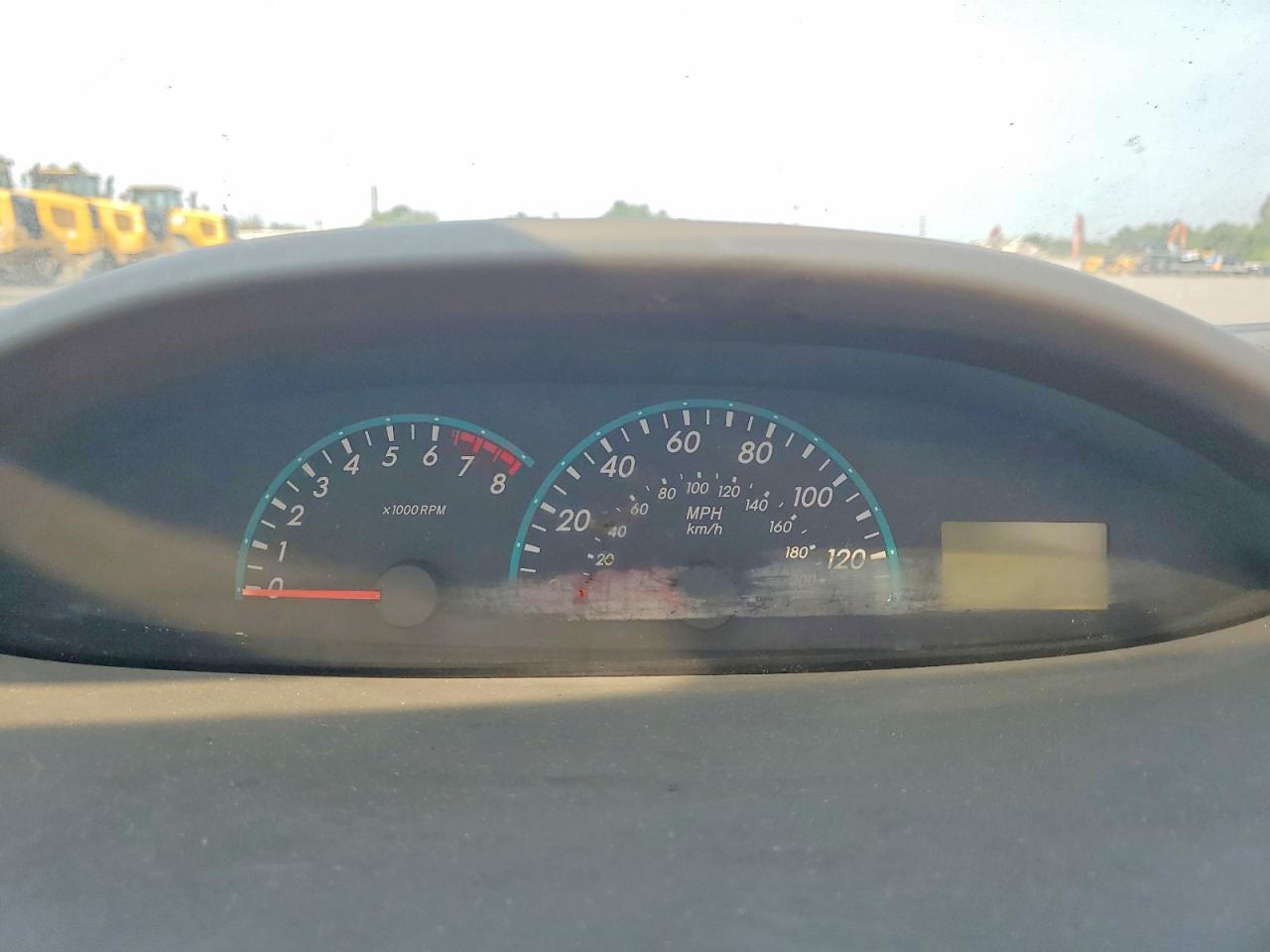2010 Toyota Yaris Base Белый vin: JTDBT4K3XA1394598