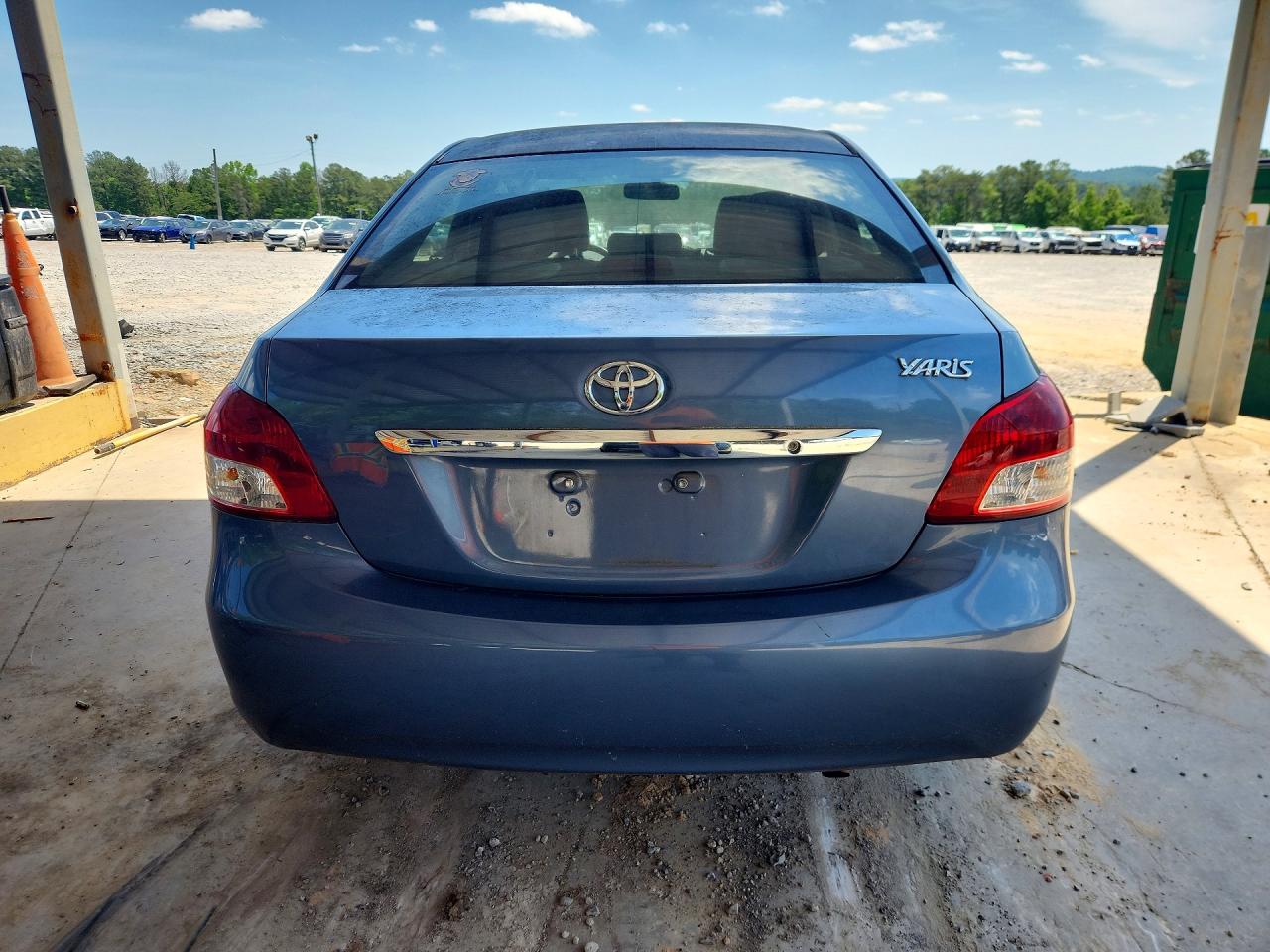 2012 Toyota Yaris Fleet Turquoise vin: JTDBT4K3XCL011136