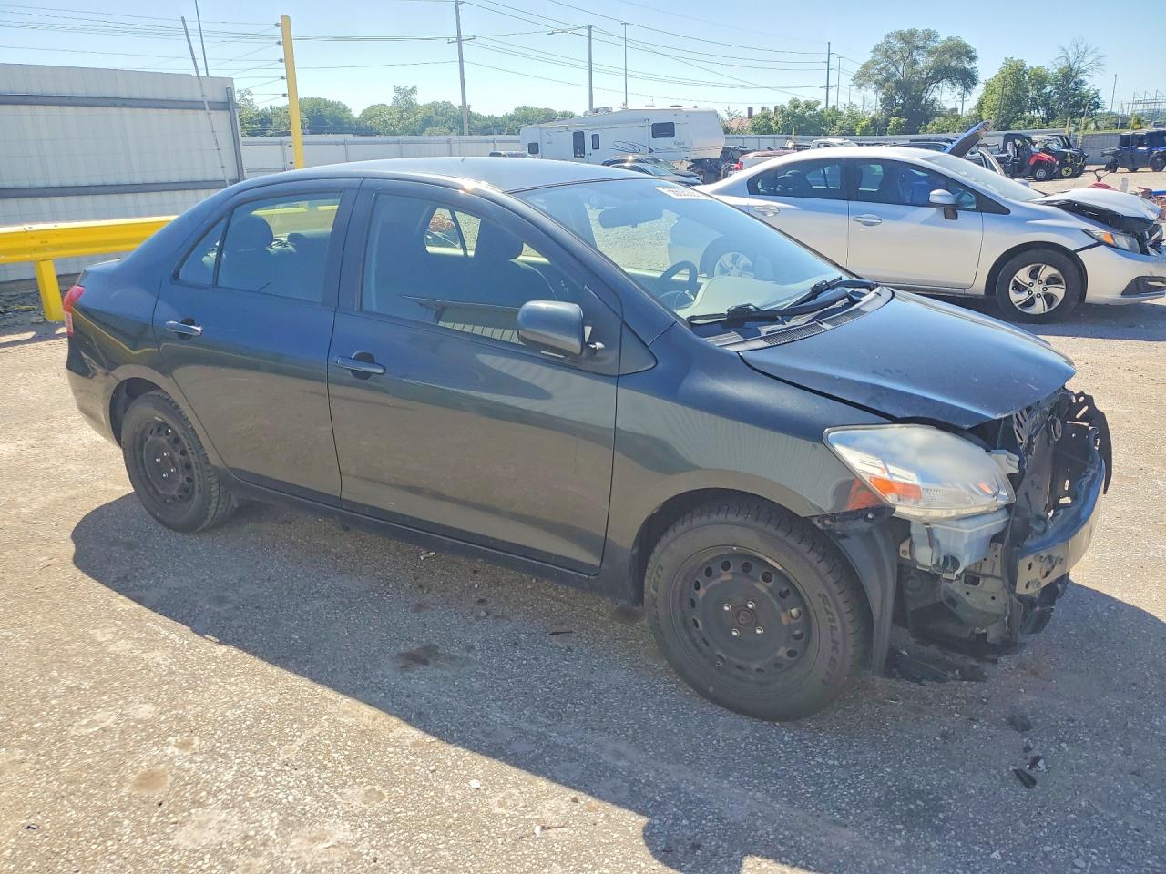 2012 Toyota Yaris Fleet Gray vin: JTDBT4K3XCL036800