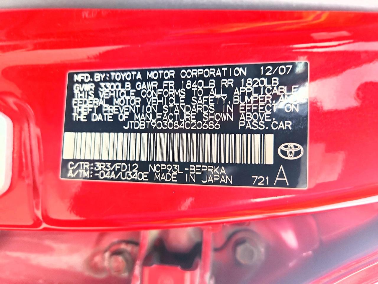 2008 Toyota Yaris Base Red vin: JTDBT903084020686
