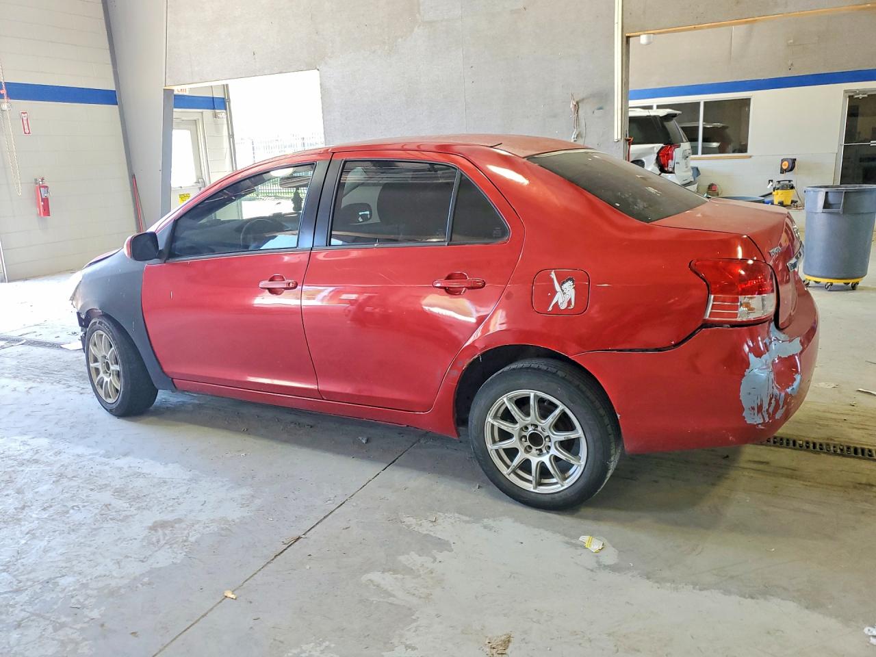 2008 Toyota Yaris Base Red vin: JTDBT903084037245