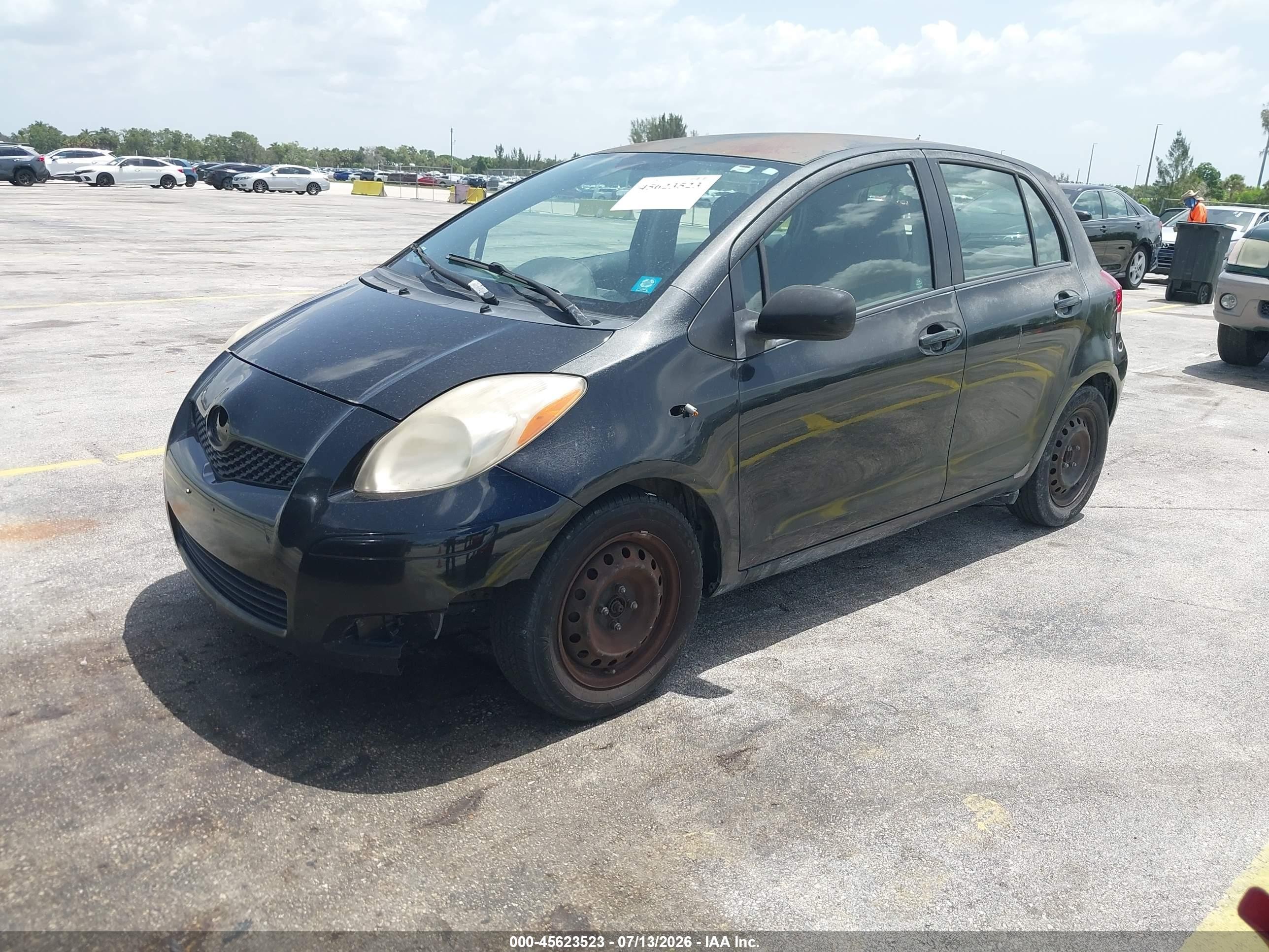 2009 Toyota Yaris   Black vin: JTDBT903091305214
