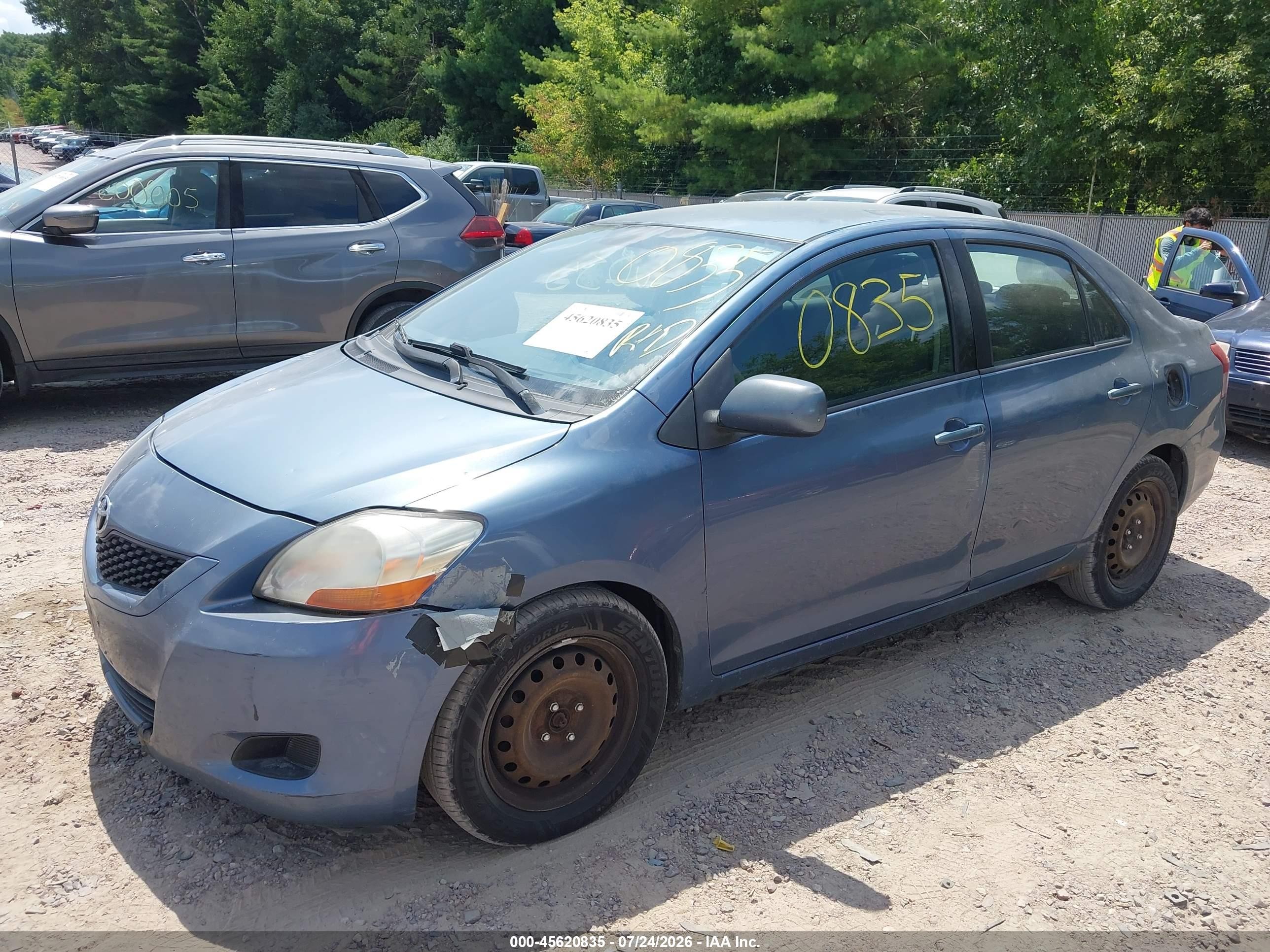 2009 Toyota Yaris   Blue vin: JTDBT903091308226