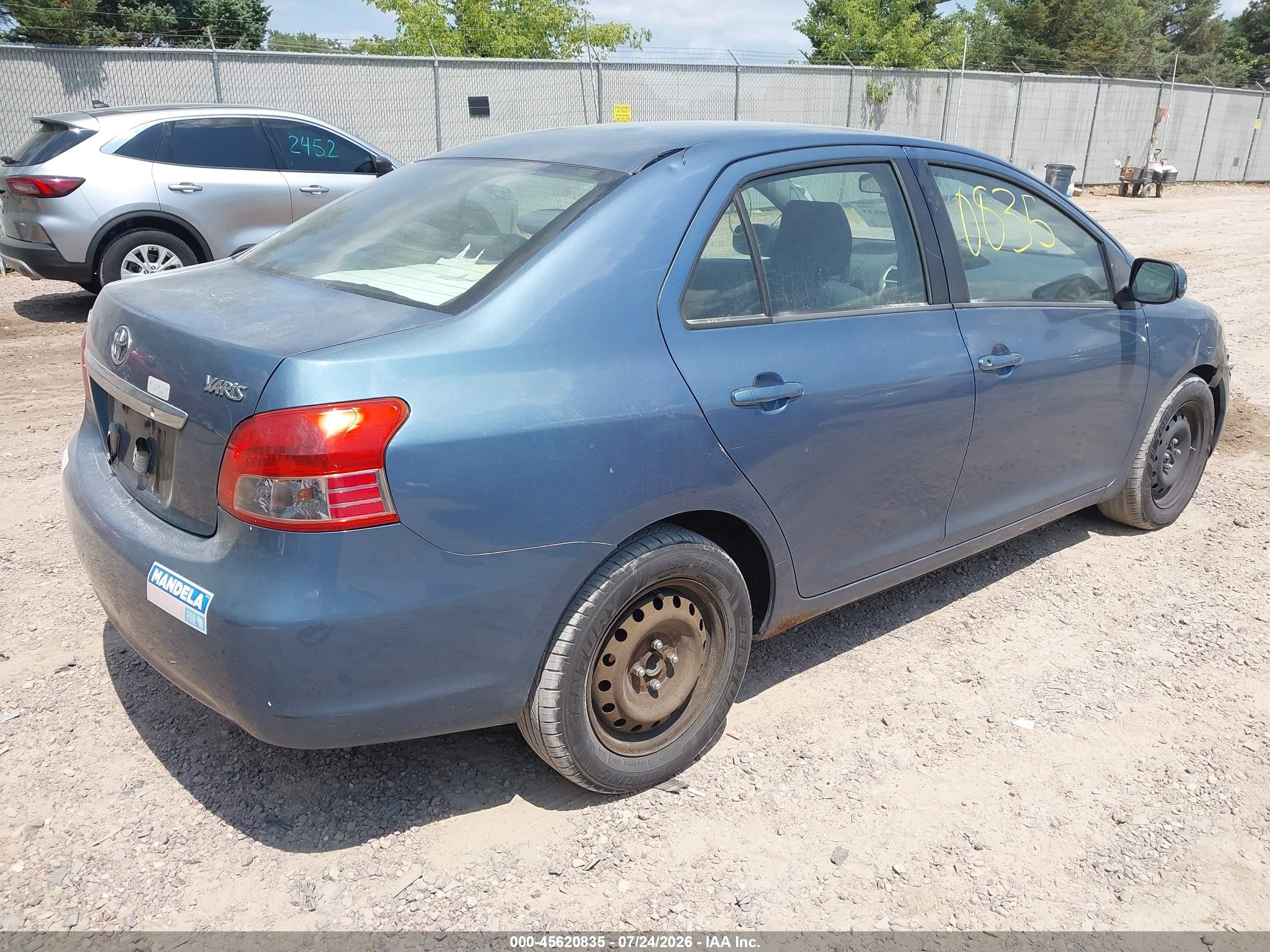 2009 Toyota Yaris   Blue vin: JTDBT903091308226