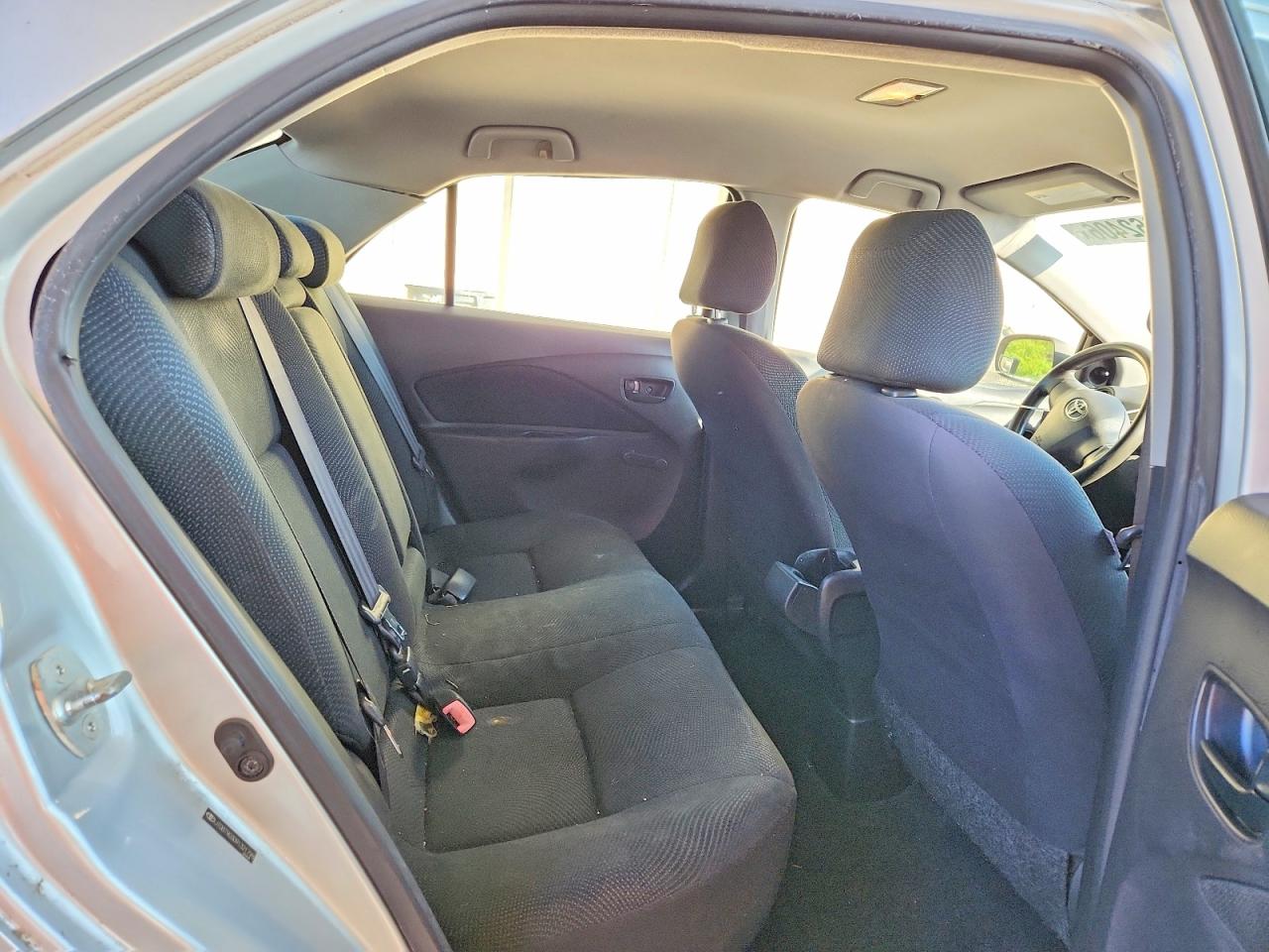 2009 Toyota Yaris Серебряный vin: JTDBT903091321798