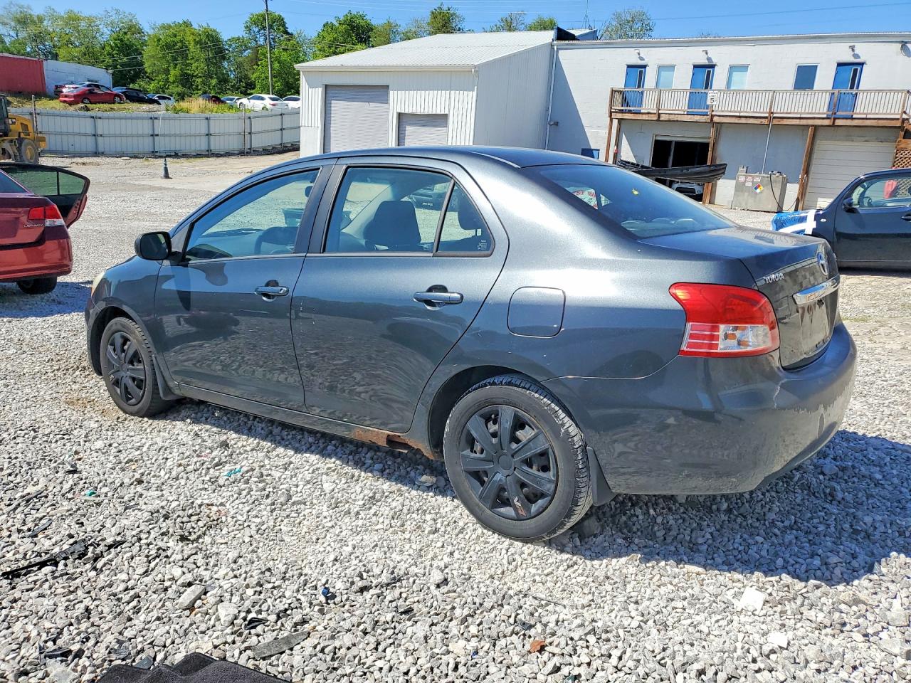 2009 Toyota Yaris Base Gray vin: JTDBT903091323731