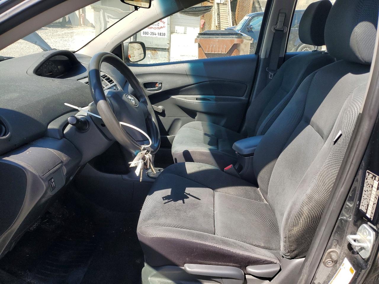 2009 Toyota Yaris Base Gray vin: JTDBT903091323731