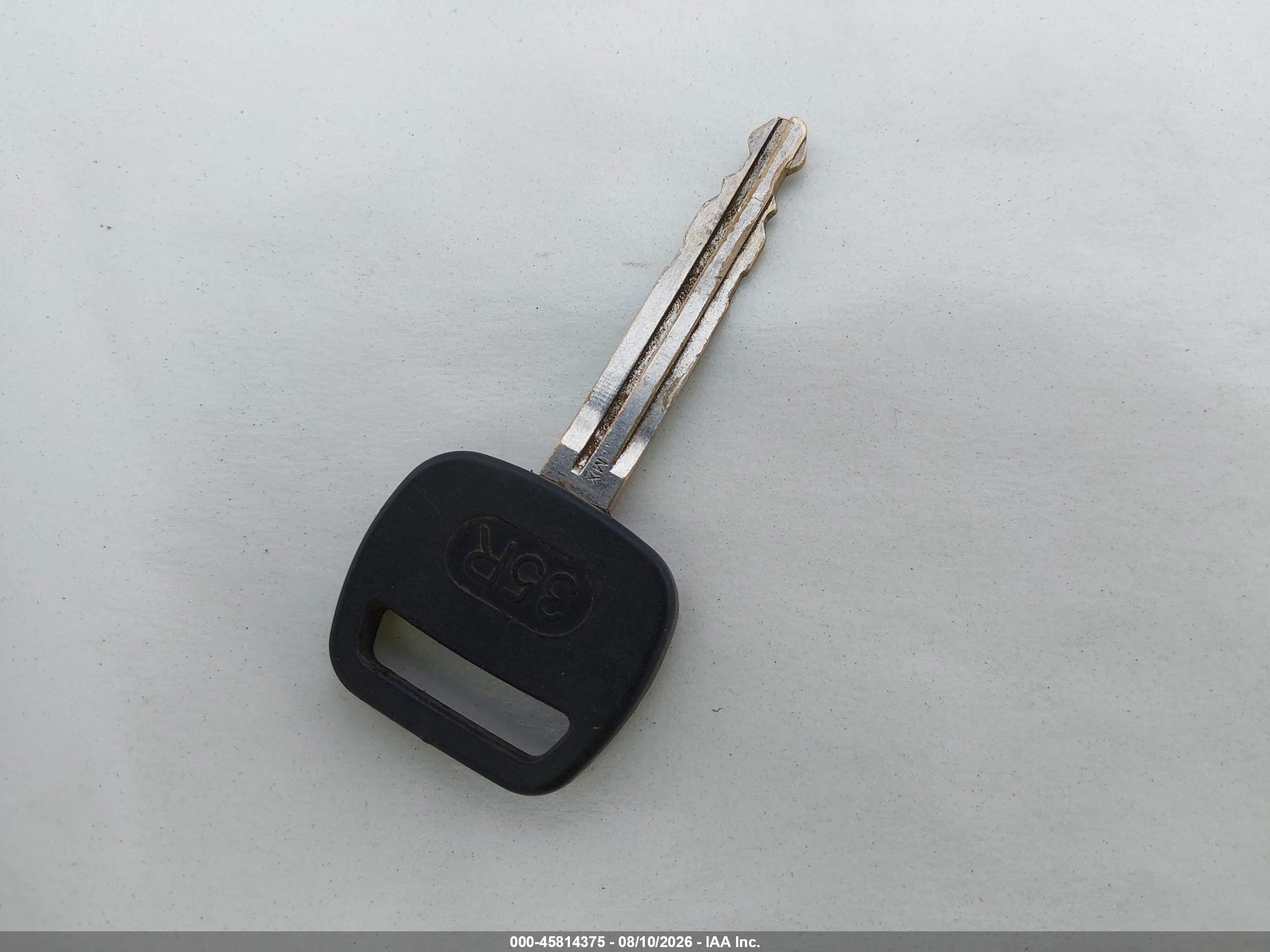 2009 Toyota Yaris   Серый vin: JTDBT903091332929