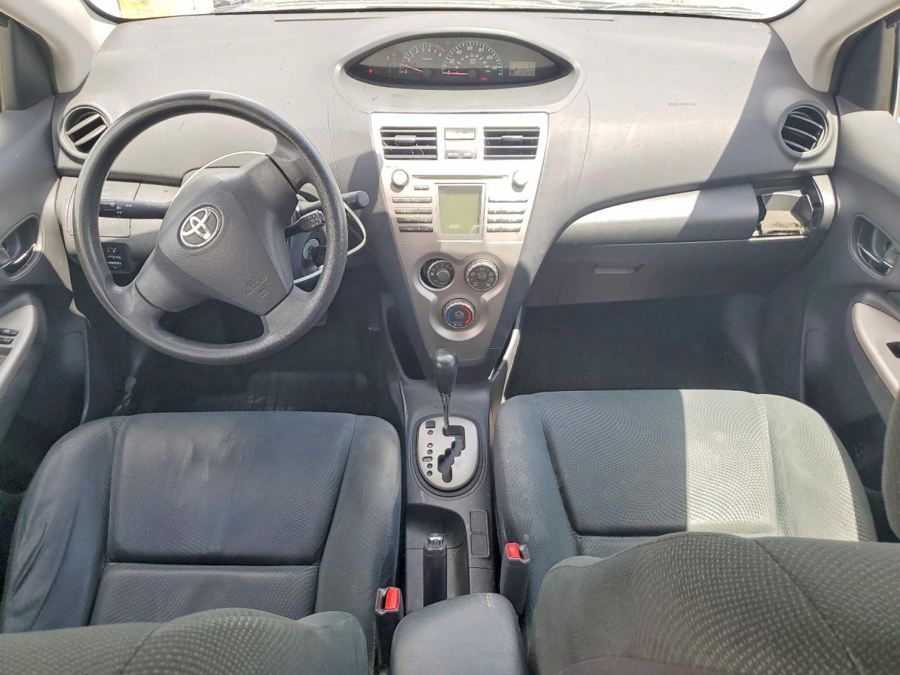 2009 Toyota Yaris Base Charcoal vin: JTDBT903391301075