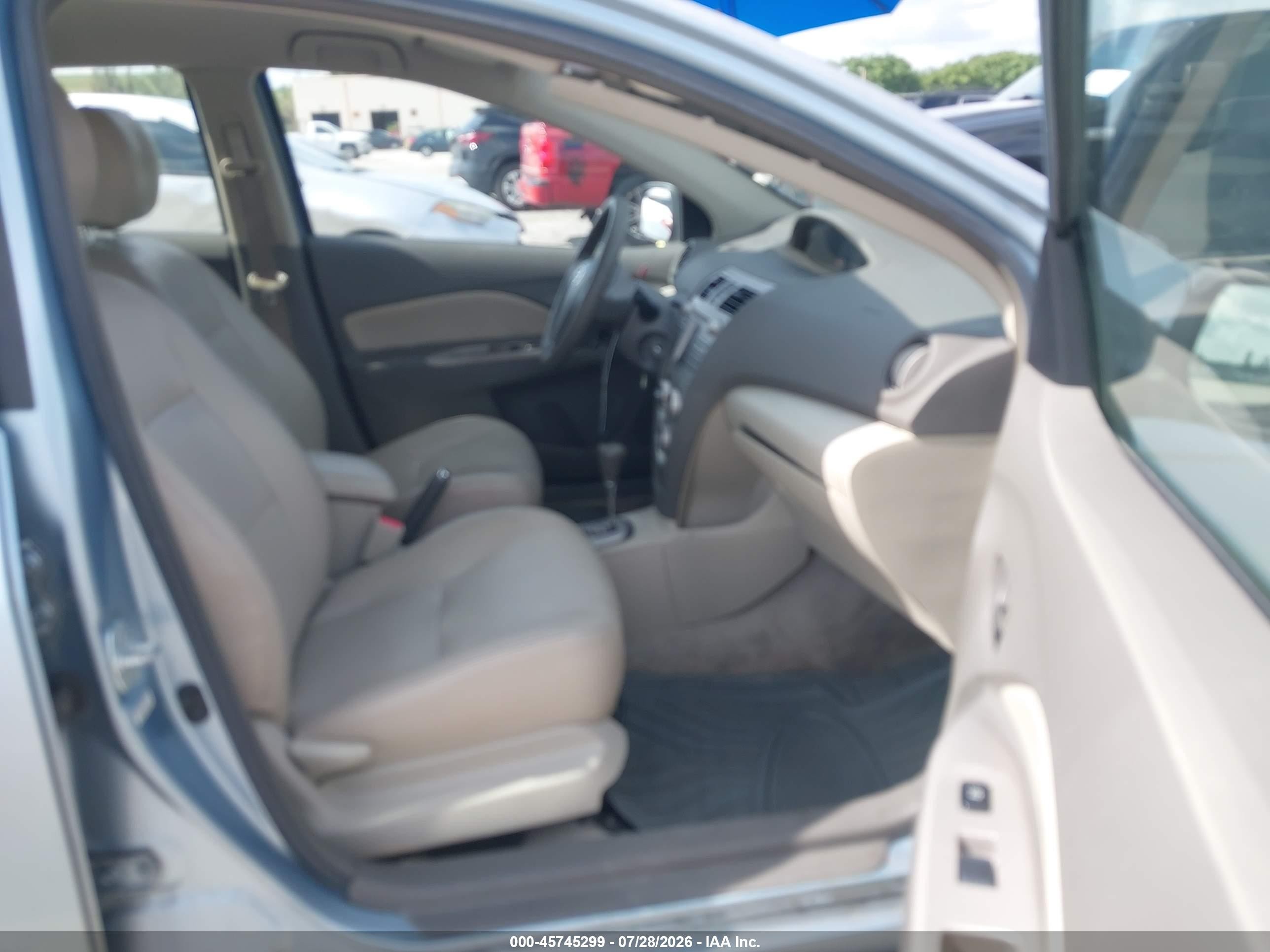 2009 Toyota Yaris   Blue vin: JTDBT903391313131
