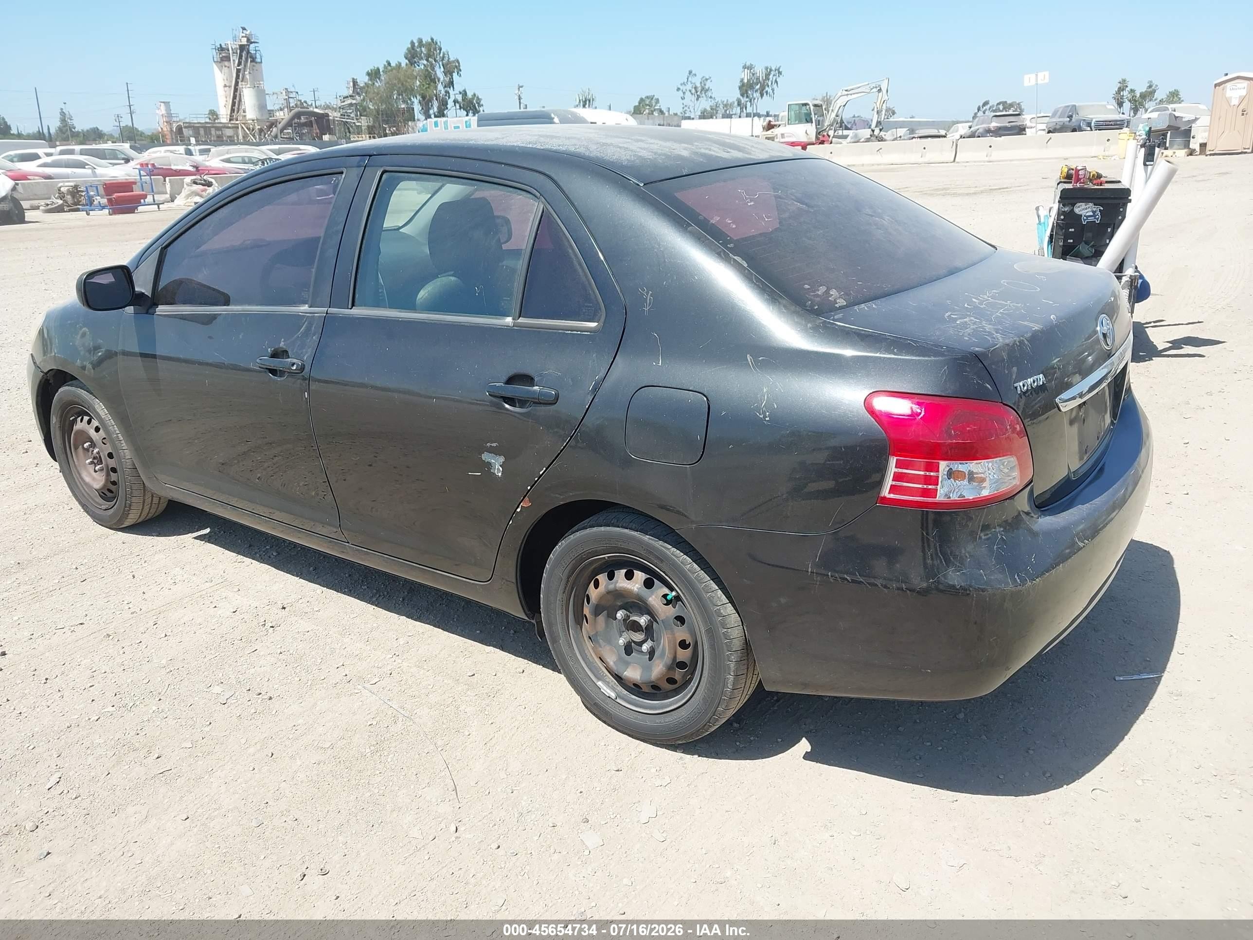 2009 Toyota Yaris   Black vin: JTDBT903391332018