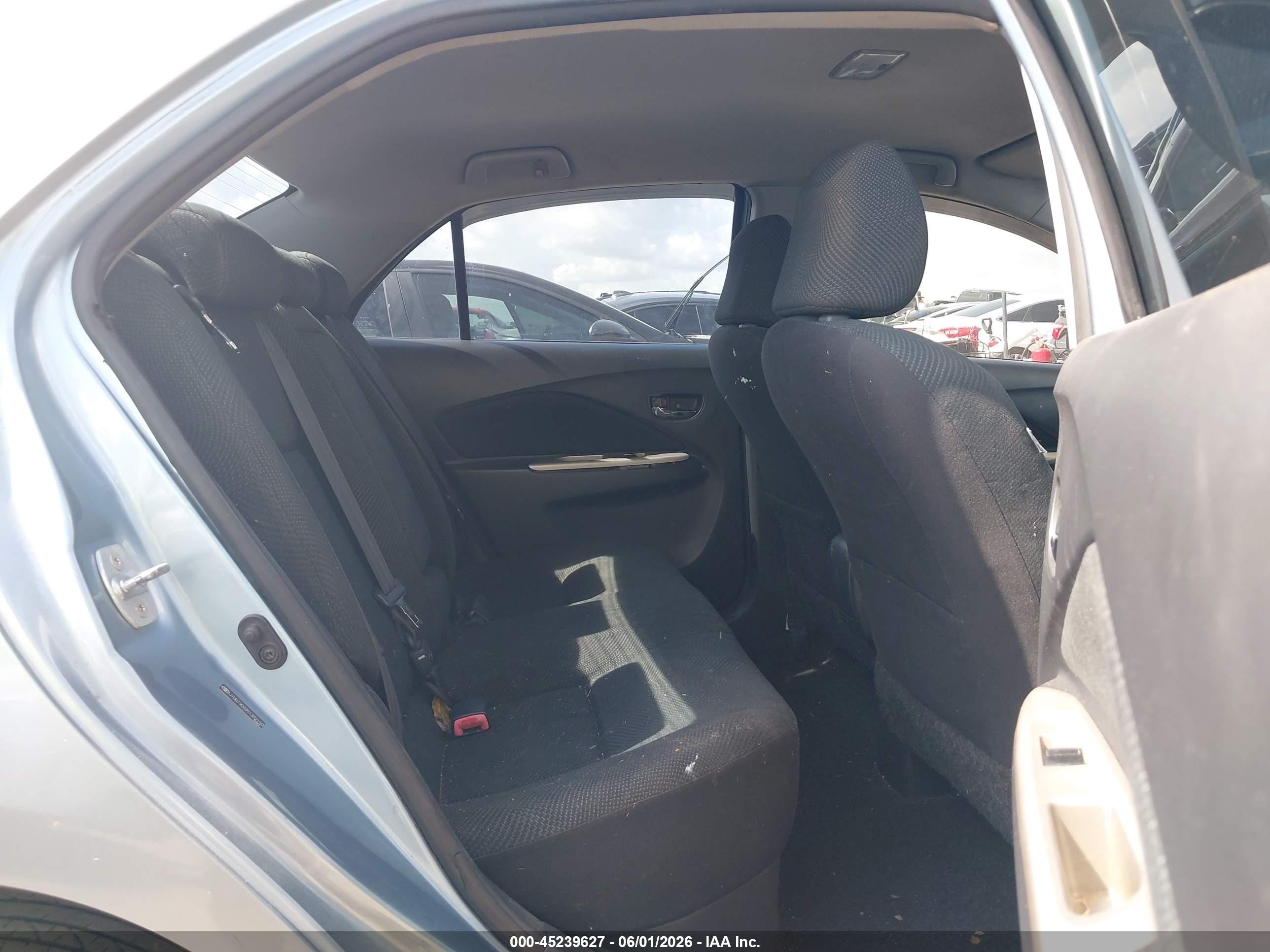 2009 Toyota Yaris   Light Blue vin: JTDBT903391332150