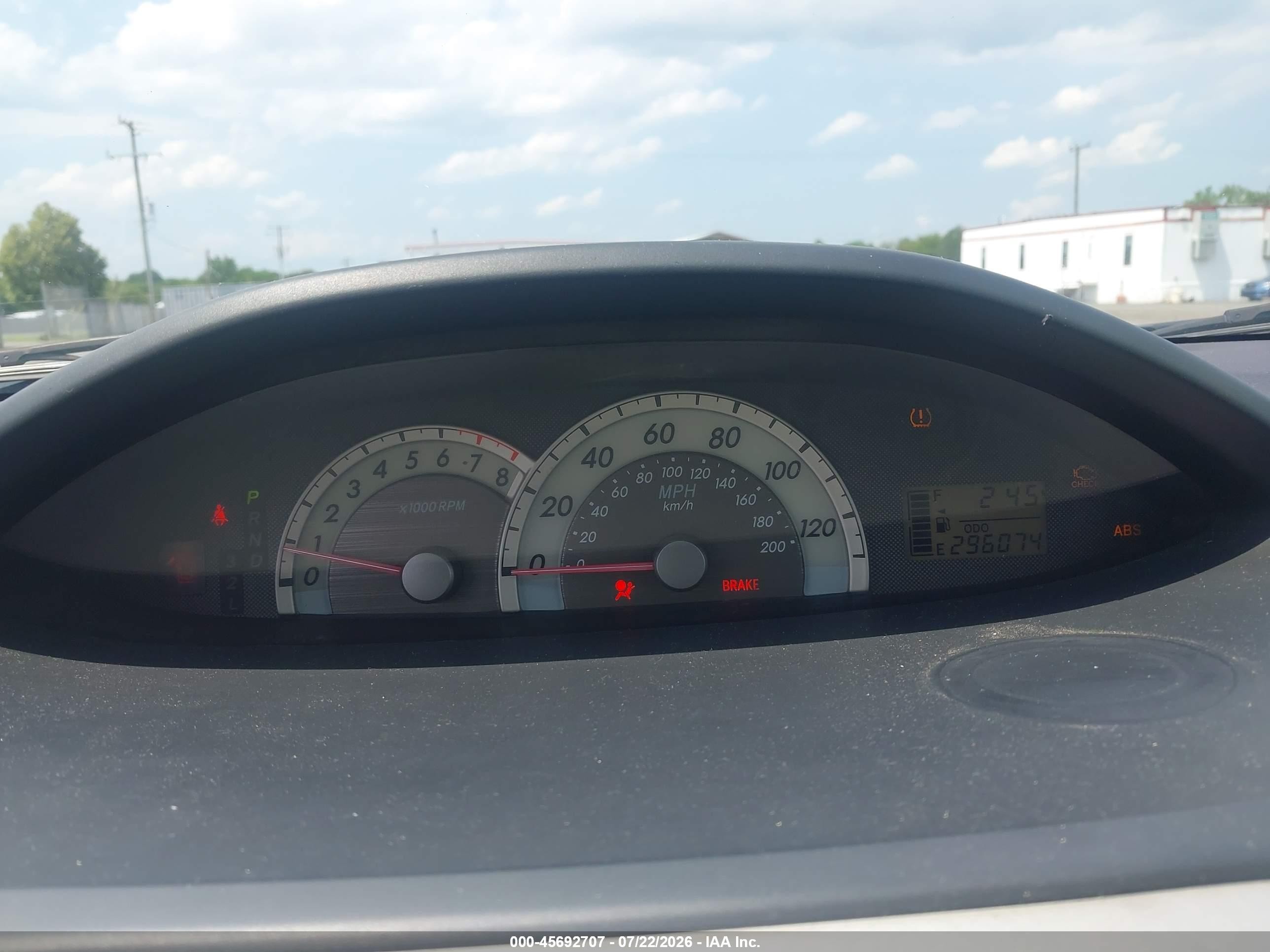 2008 Toyota Yaris   Gray vin: JTDBT903481194360