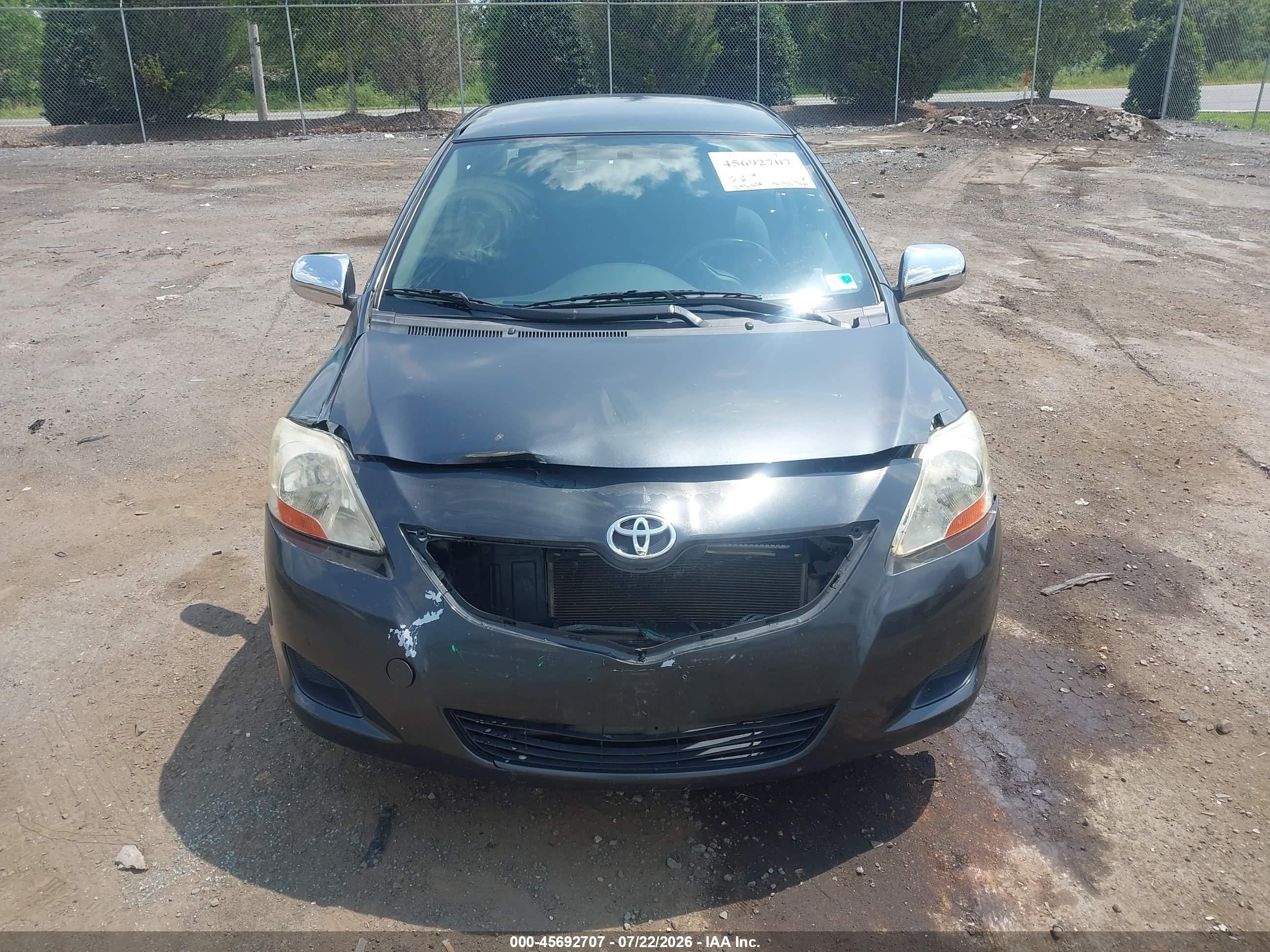 2008 Toyota Yaris   Gray vin: JTDBT903481194360