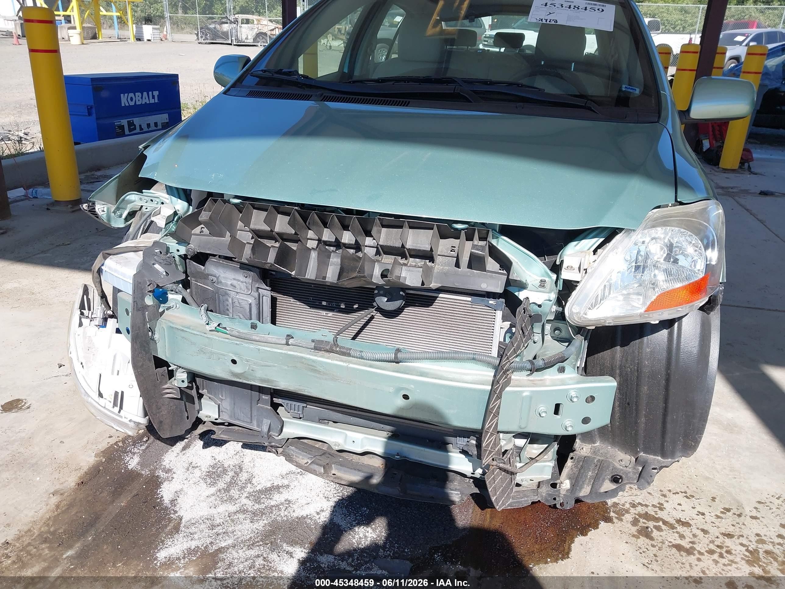 2008 Toyota Yaris   Turquoise vin: JTDBT903481199073