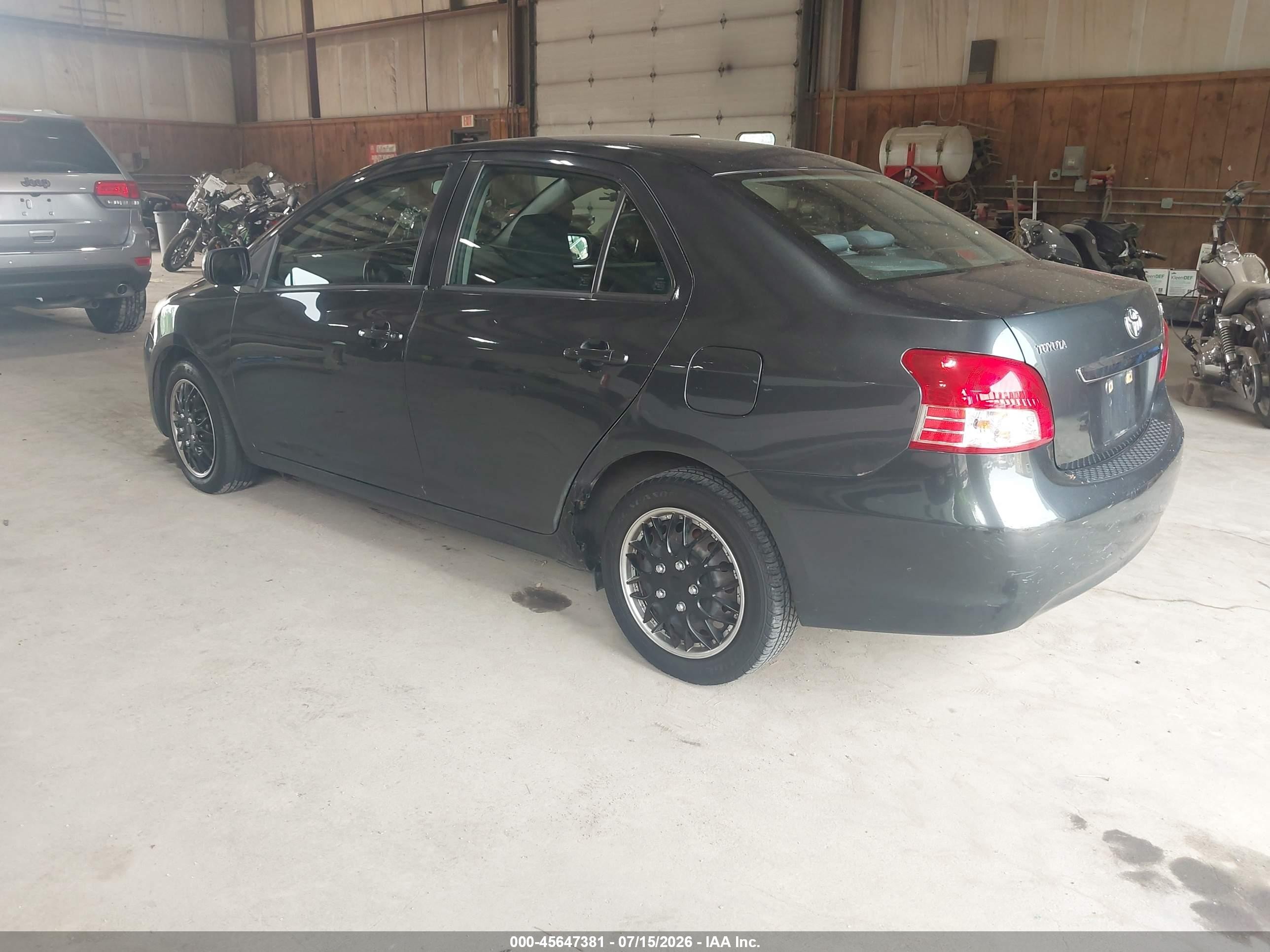 2009 Toyota Yaris   Gray vin: JTDBT903494050159
