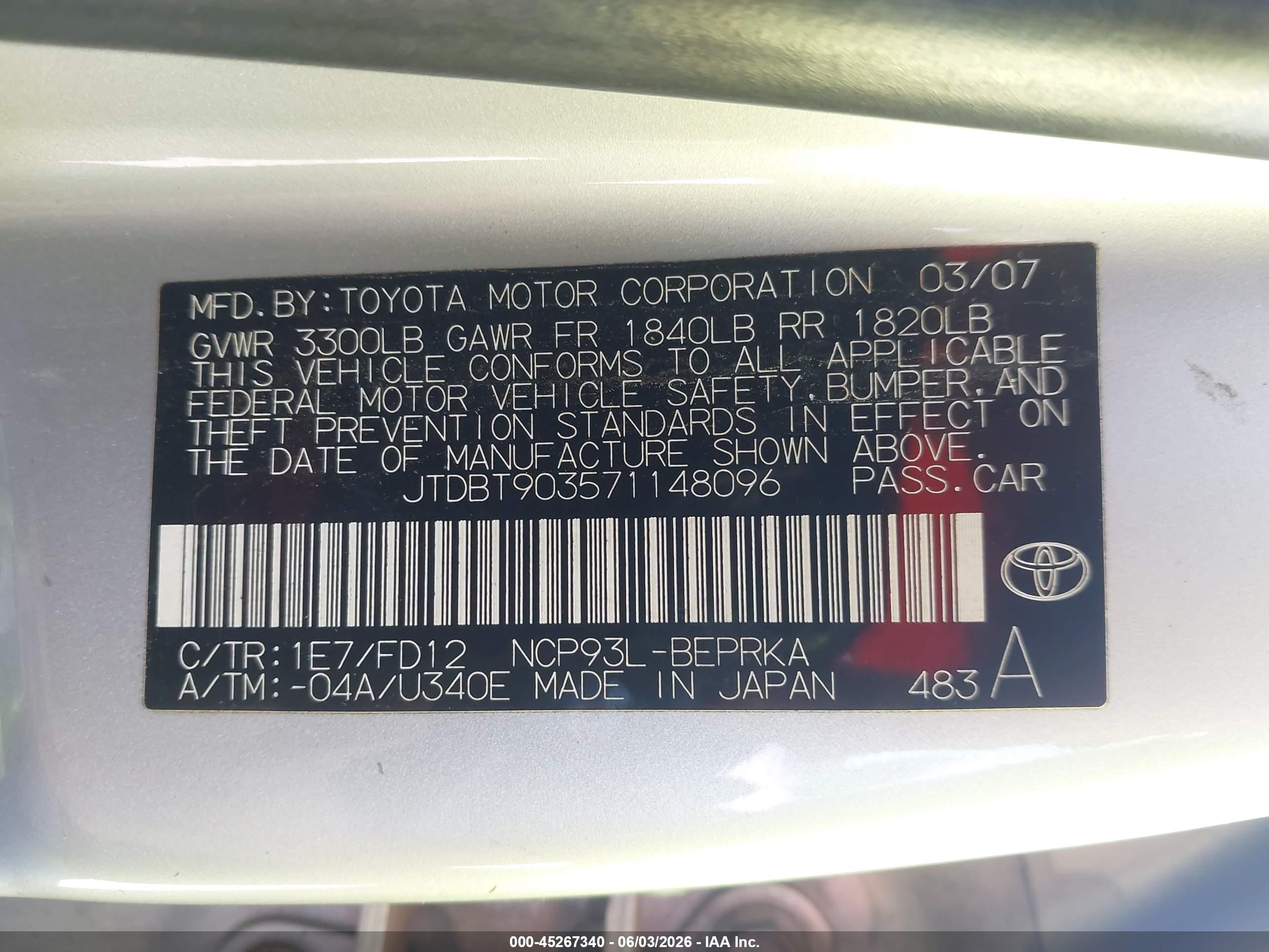 2007 Toyota Yaris   Silver vin: JTDBT903571148096