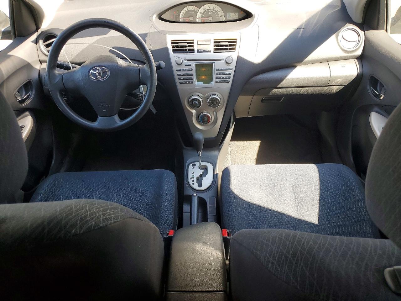 2008 Toyota Yaris Base Charcoal vin: JTDBT903581211117