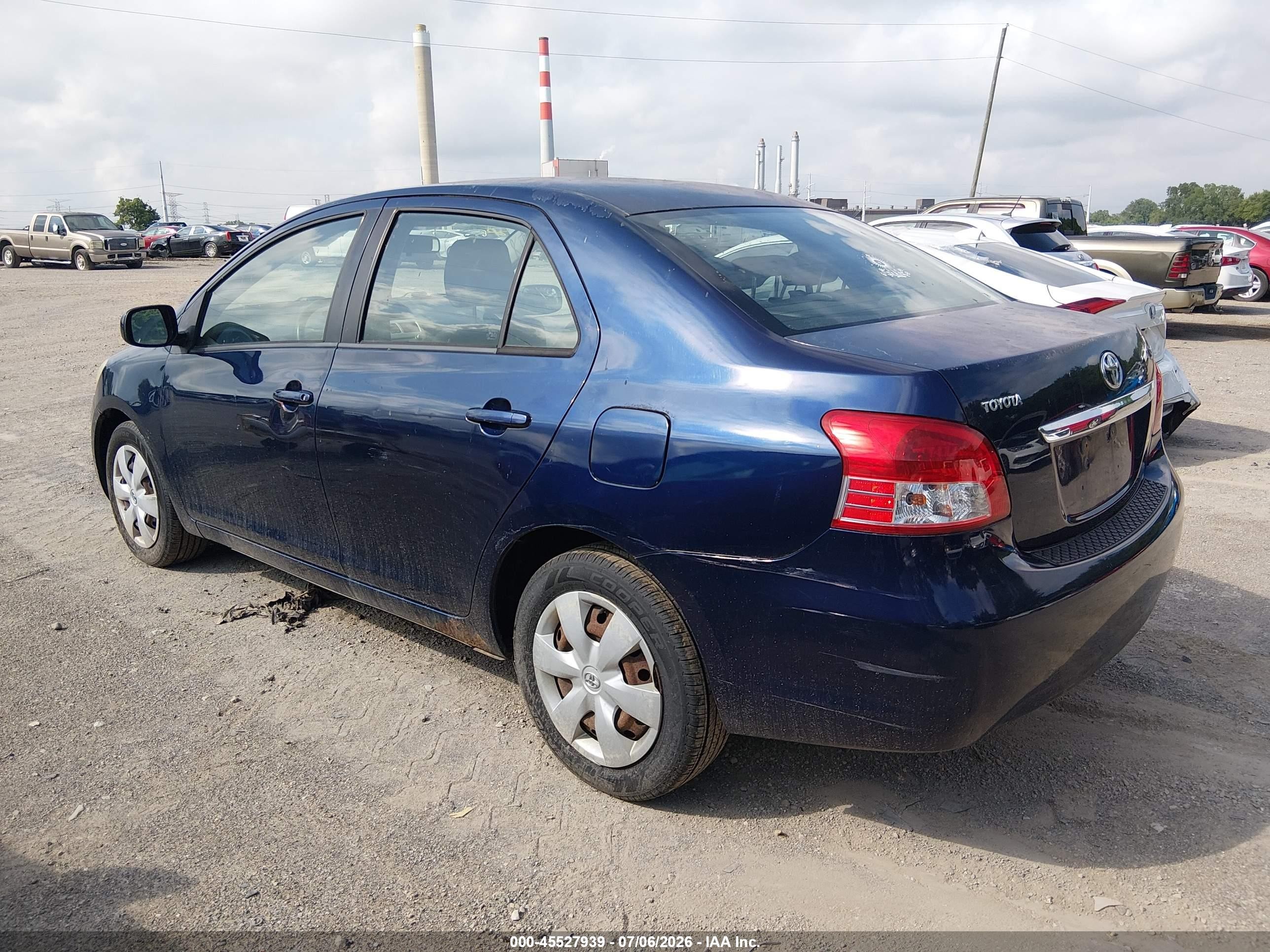 2008 Toyota Yaris   Blue vin: JTDBT903581225910