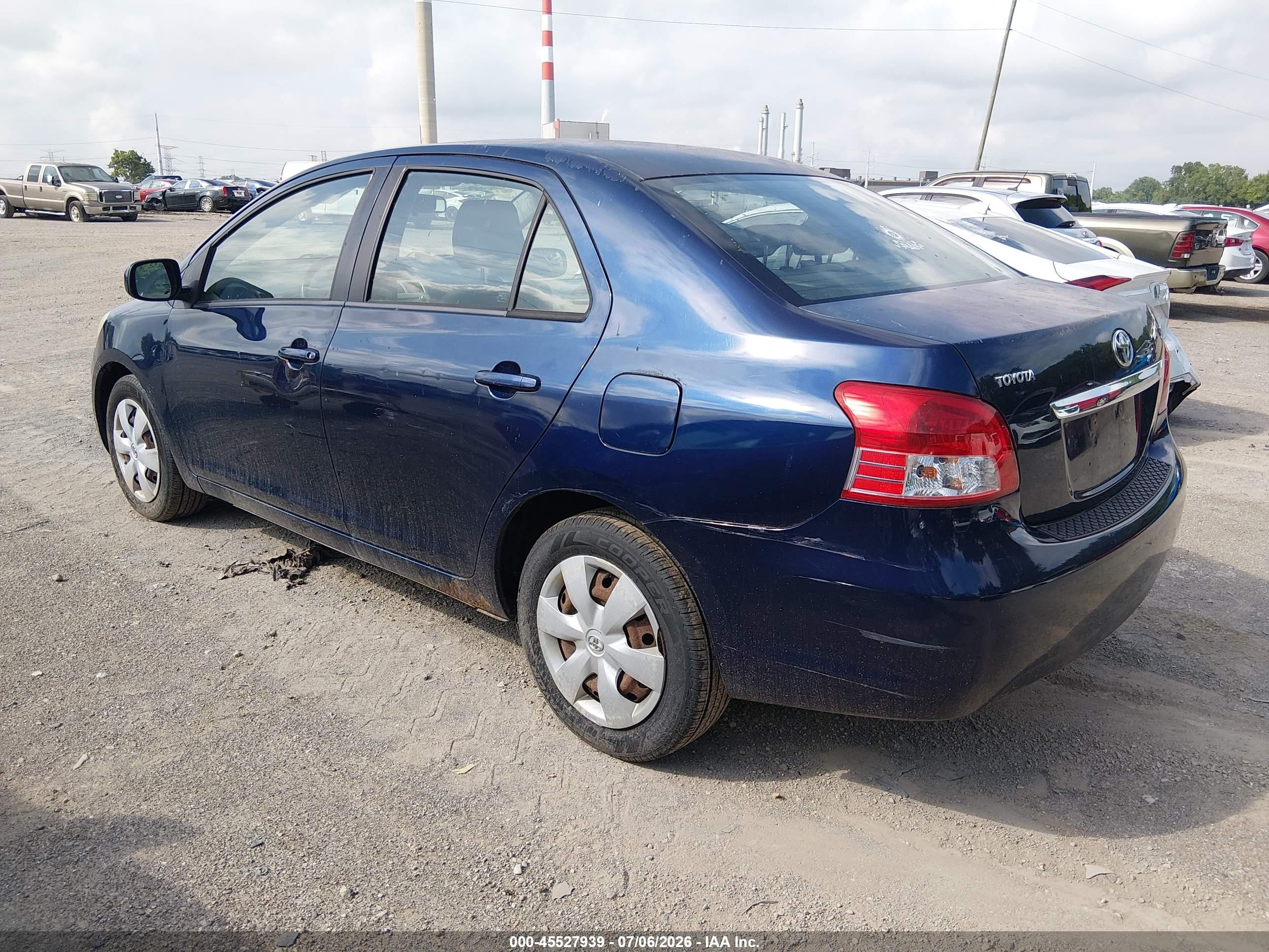 2008 Toyota Yaris   Blue vin: JTDBT903581225910