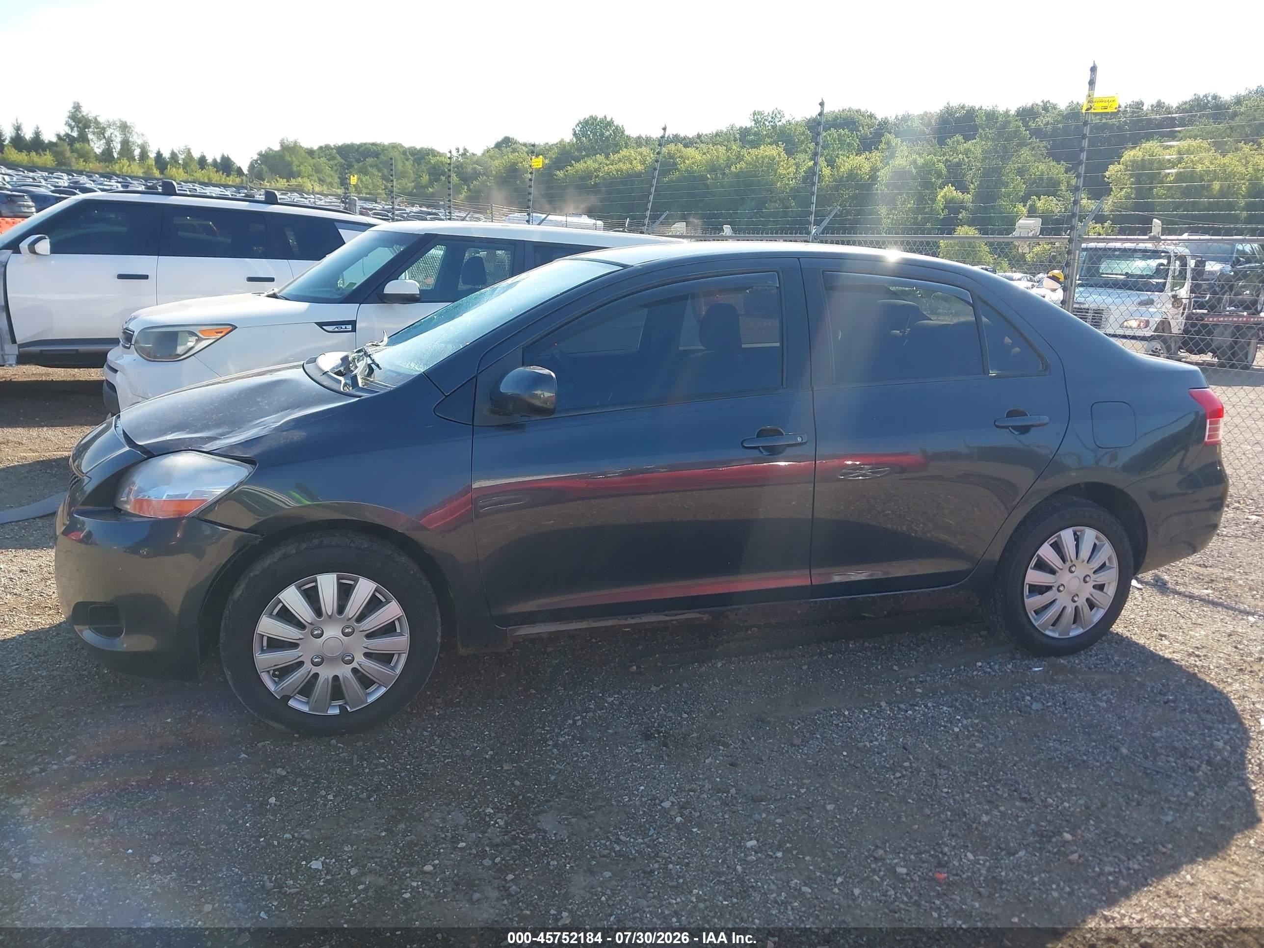 2009 Toyota Yaris   Black vin: JTDBT903591307041