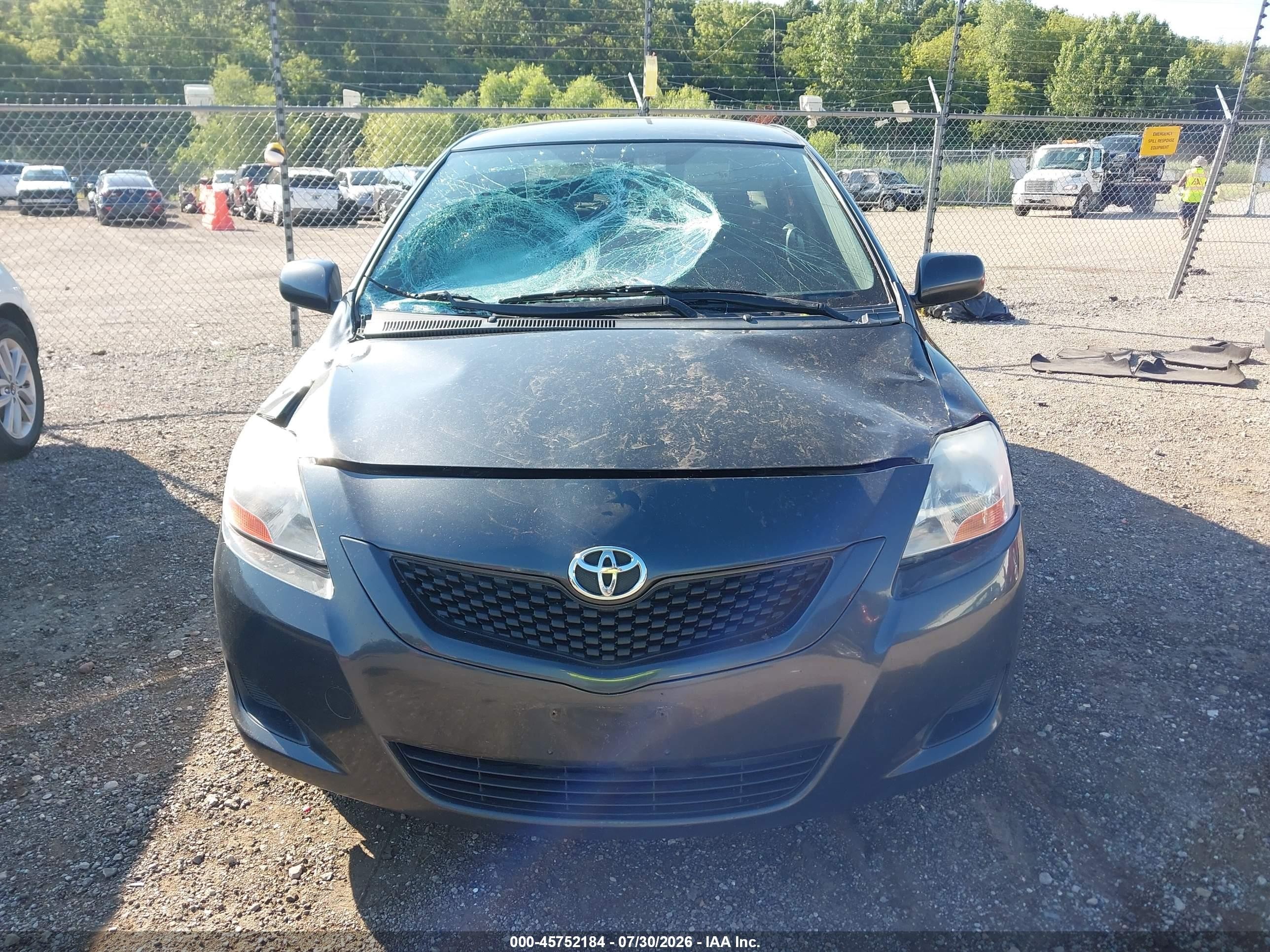2009 Toyota Yaris   Black vin: JTDBT903591307041