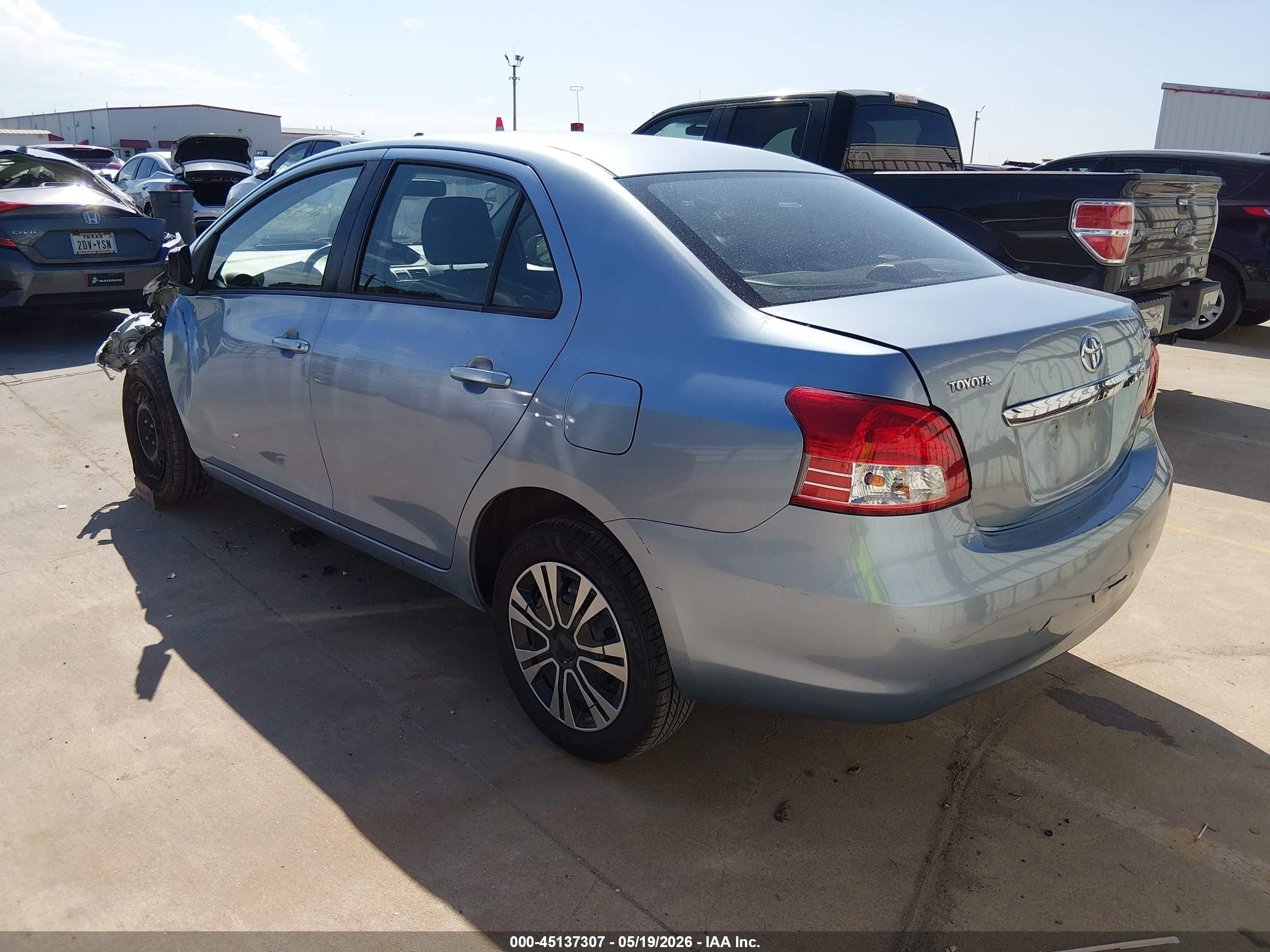 2009 Toyota Yaris   Light Blue vin: JTDBT903591307475