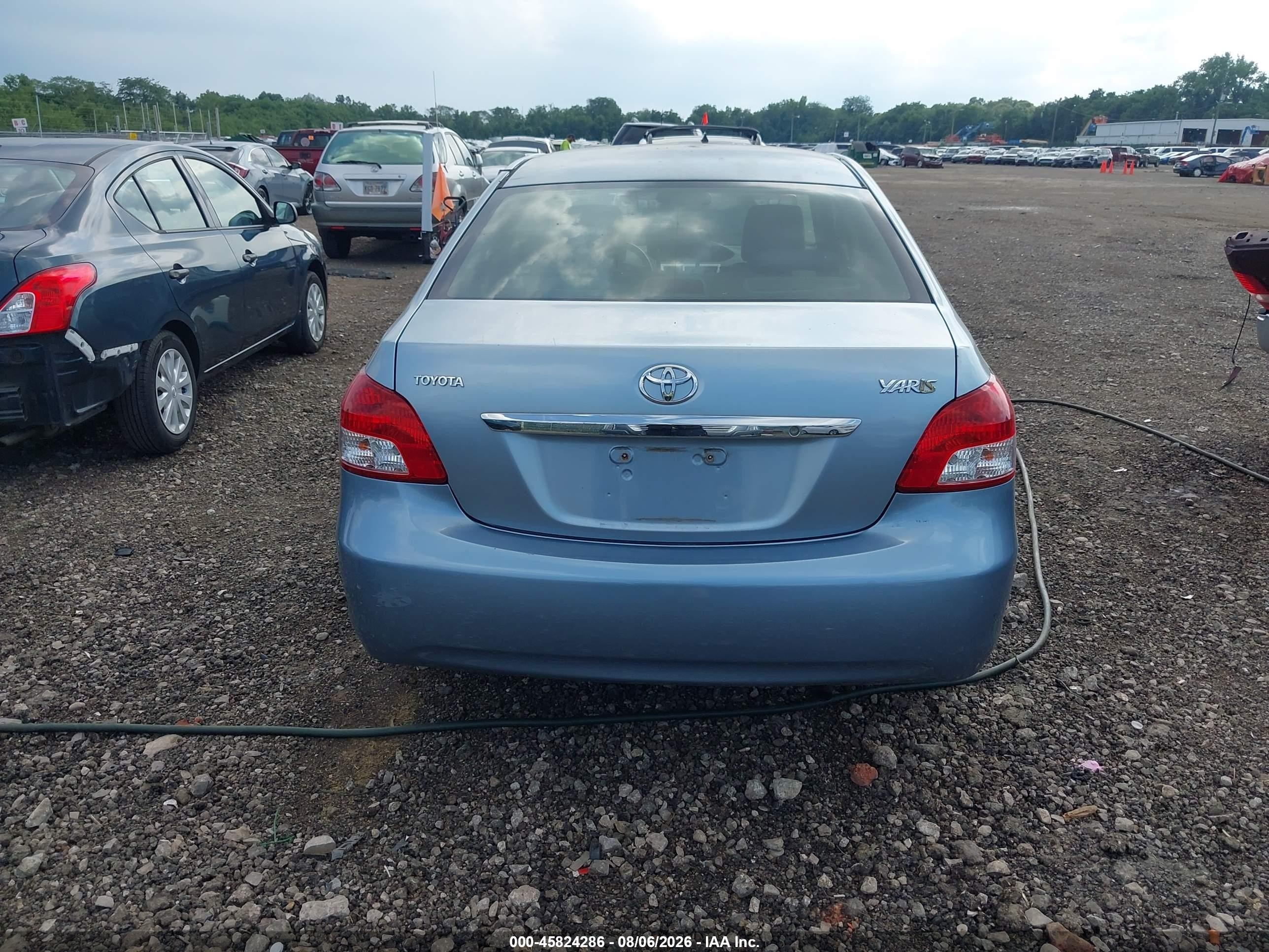 2009 Toyota Yaris   Light Blue vin: JTDBT903591327791