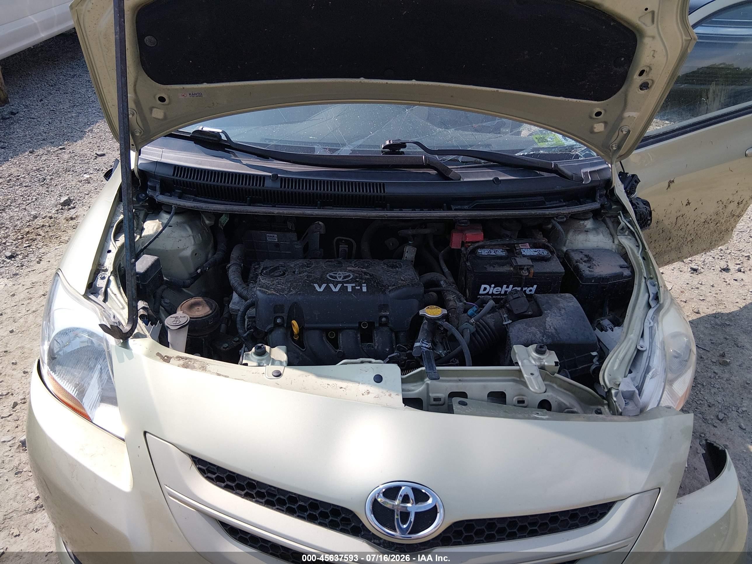 2008 Toyota Yaris   Green vin: JTDBT903681243820