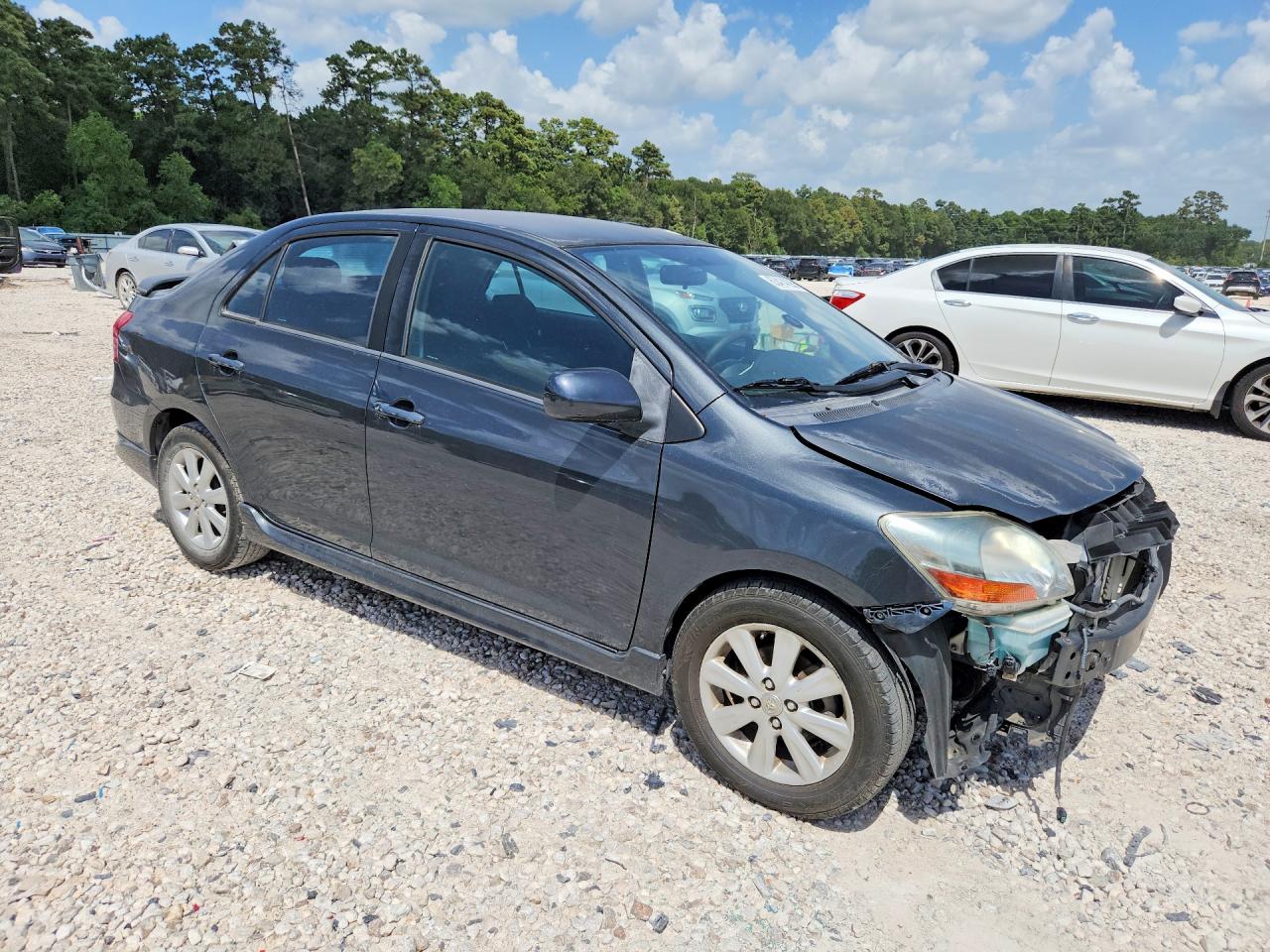 2009 Toyota Yaris S Charcoal vin: JTDBT903691297586