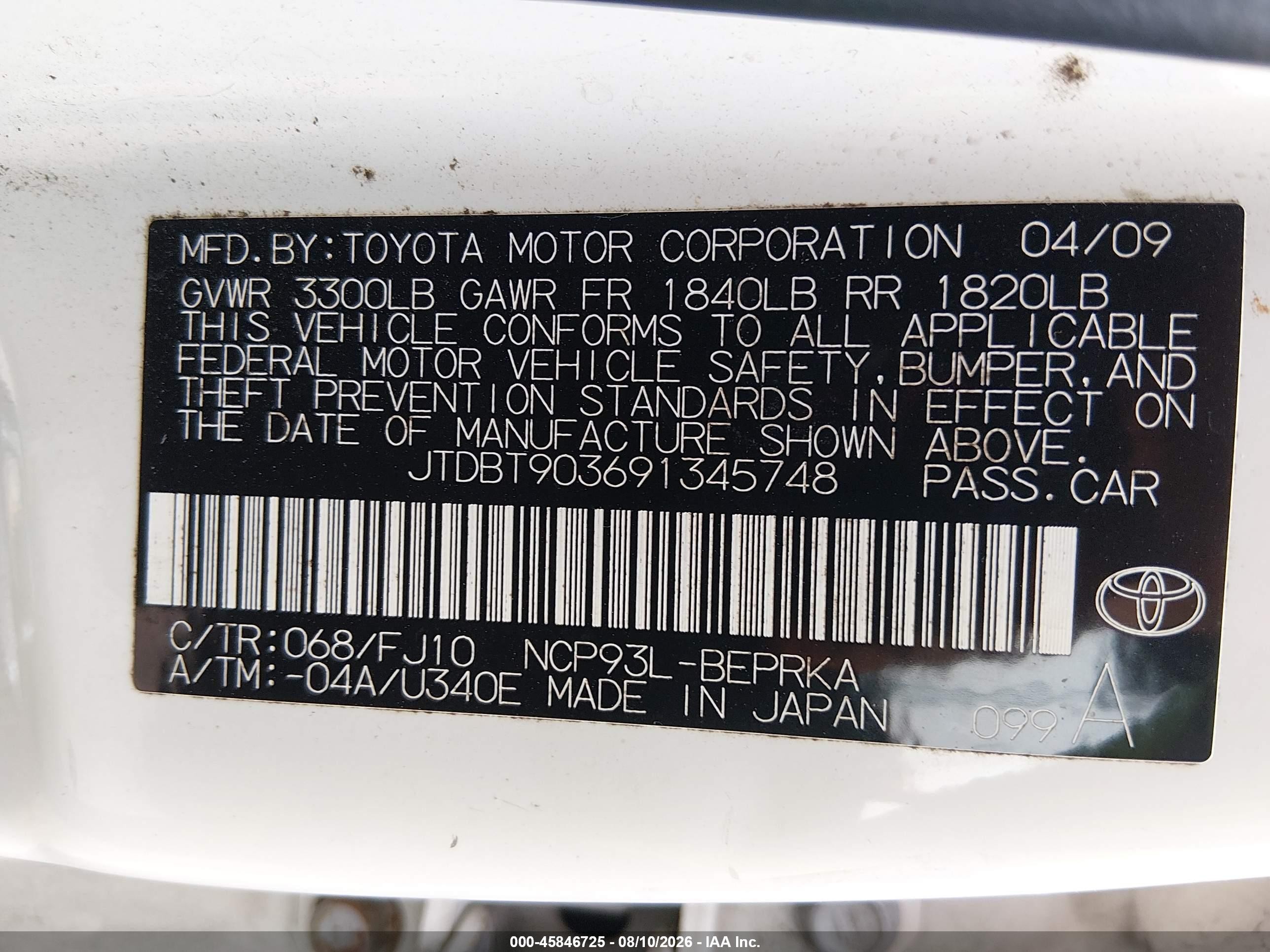 2009 Toyota Yaris   White vin: JTDBT903691345748