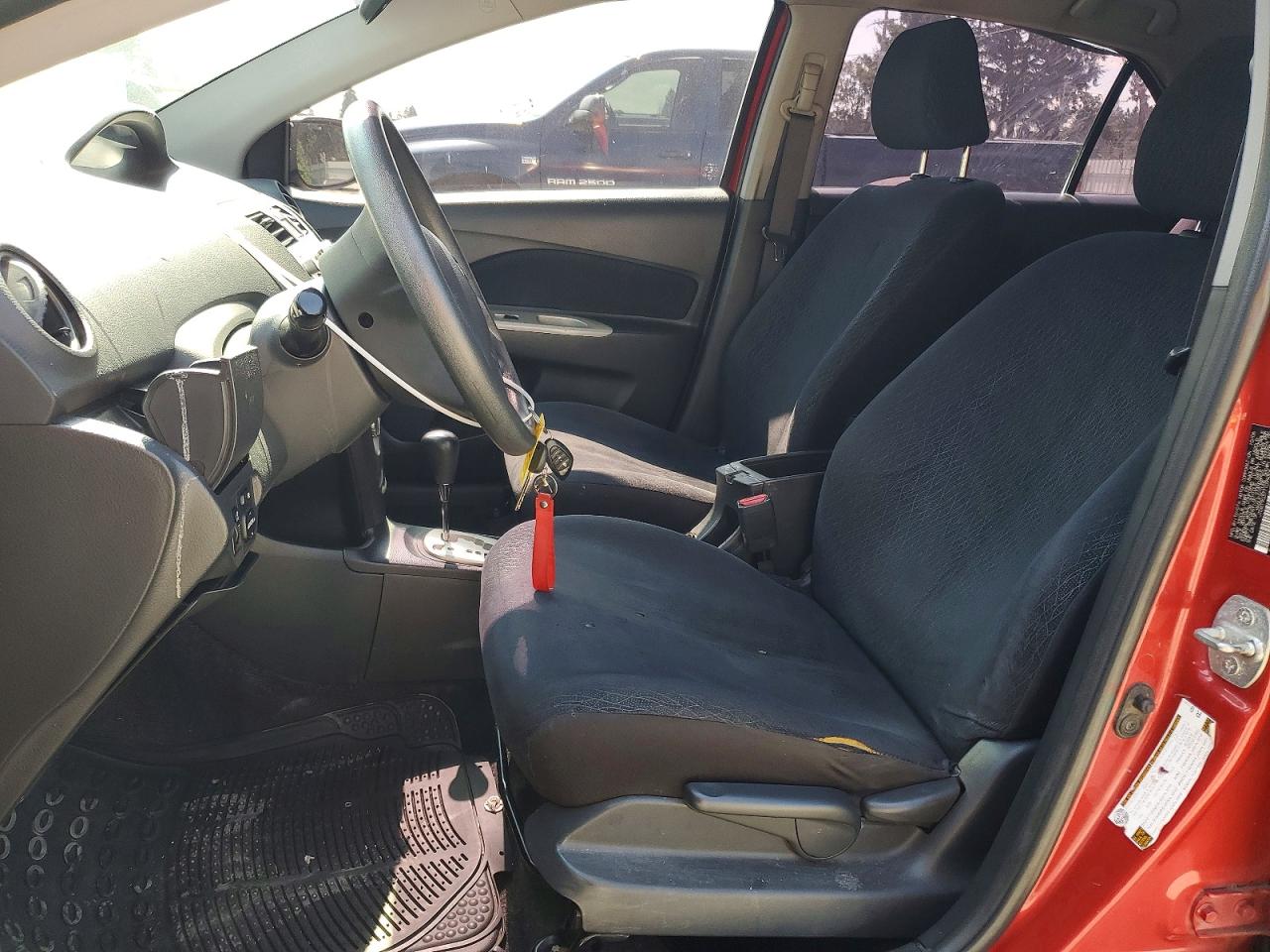 2007 Toyota Yaris Base Red vin: JTDBT903771099306