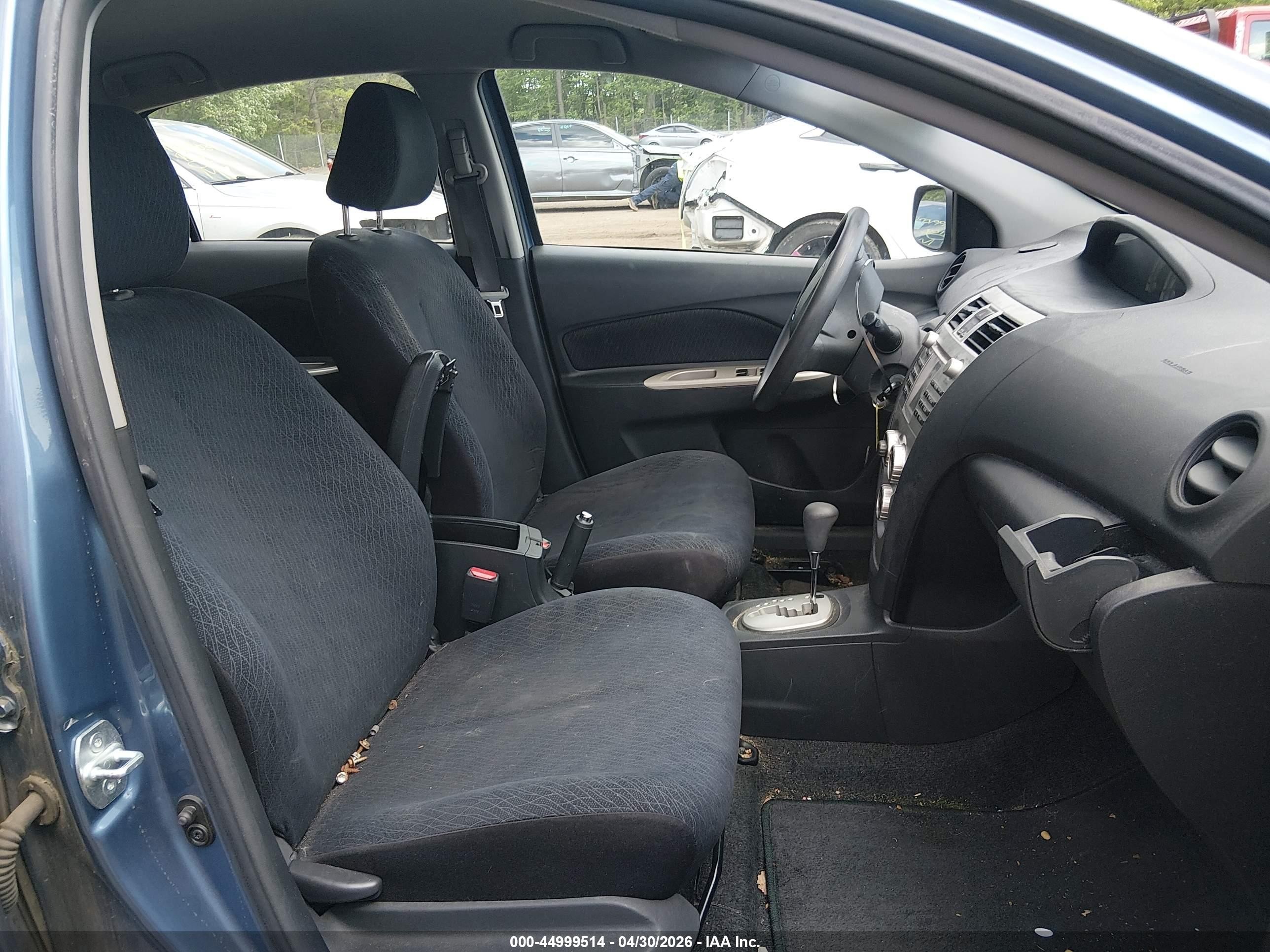 2008 Toyota Yaris   Blue vin: JTDBT903781198578