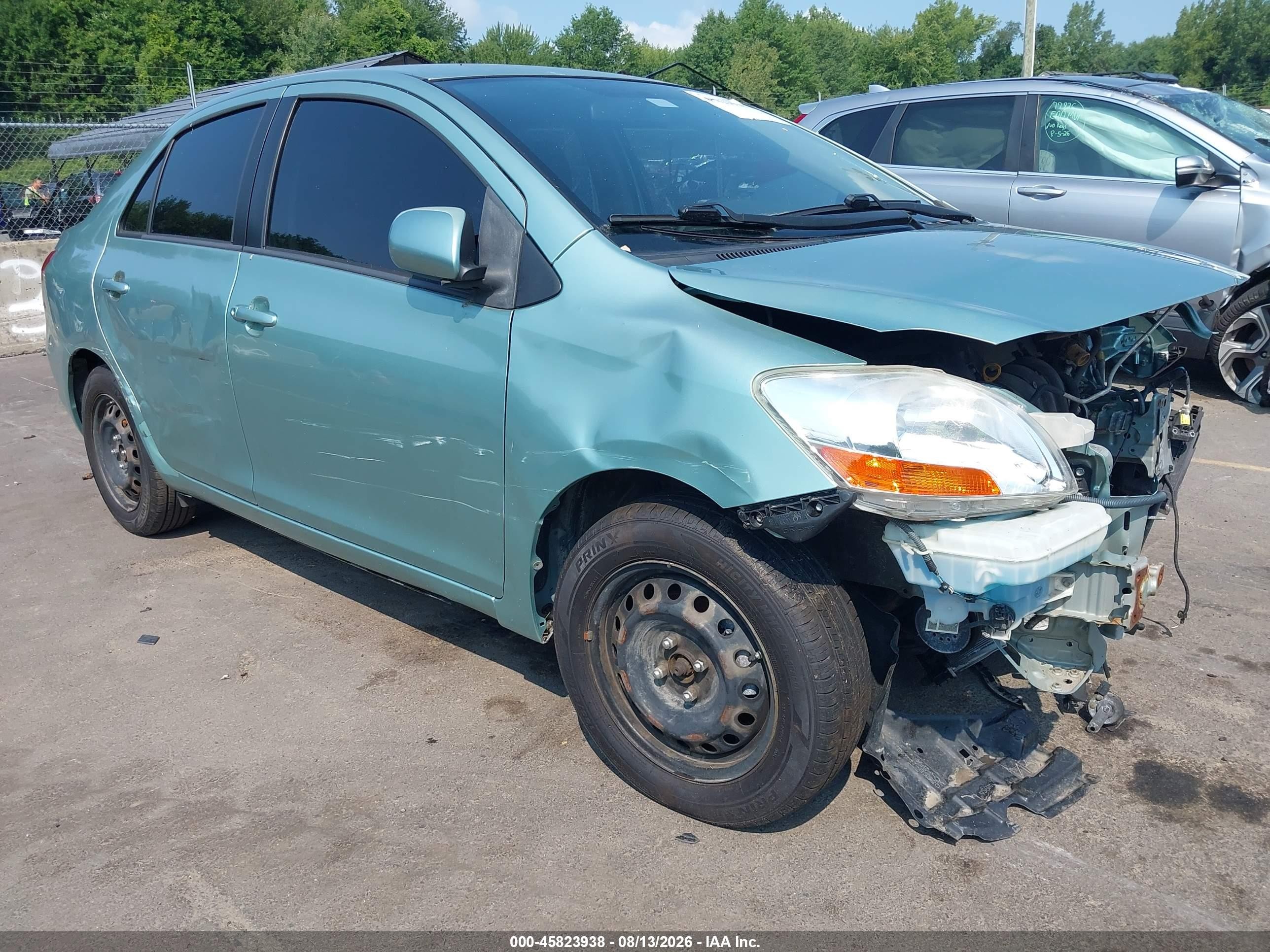 2009 Toyota Yaris   Green vin: JTDBT903794042315