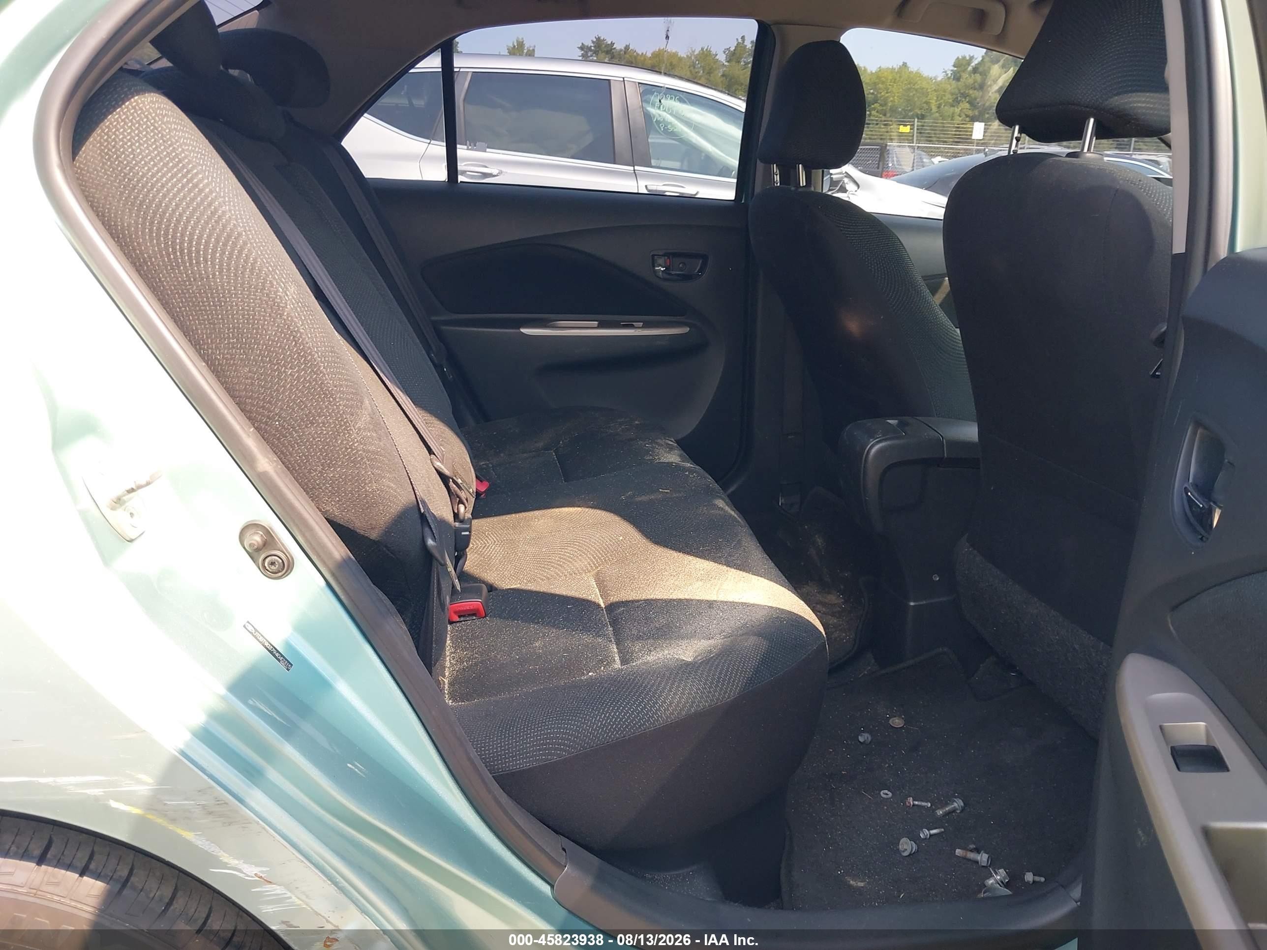 2009 Toyota Yaris   Green vin: JTDBT903794042315
