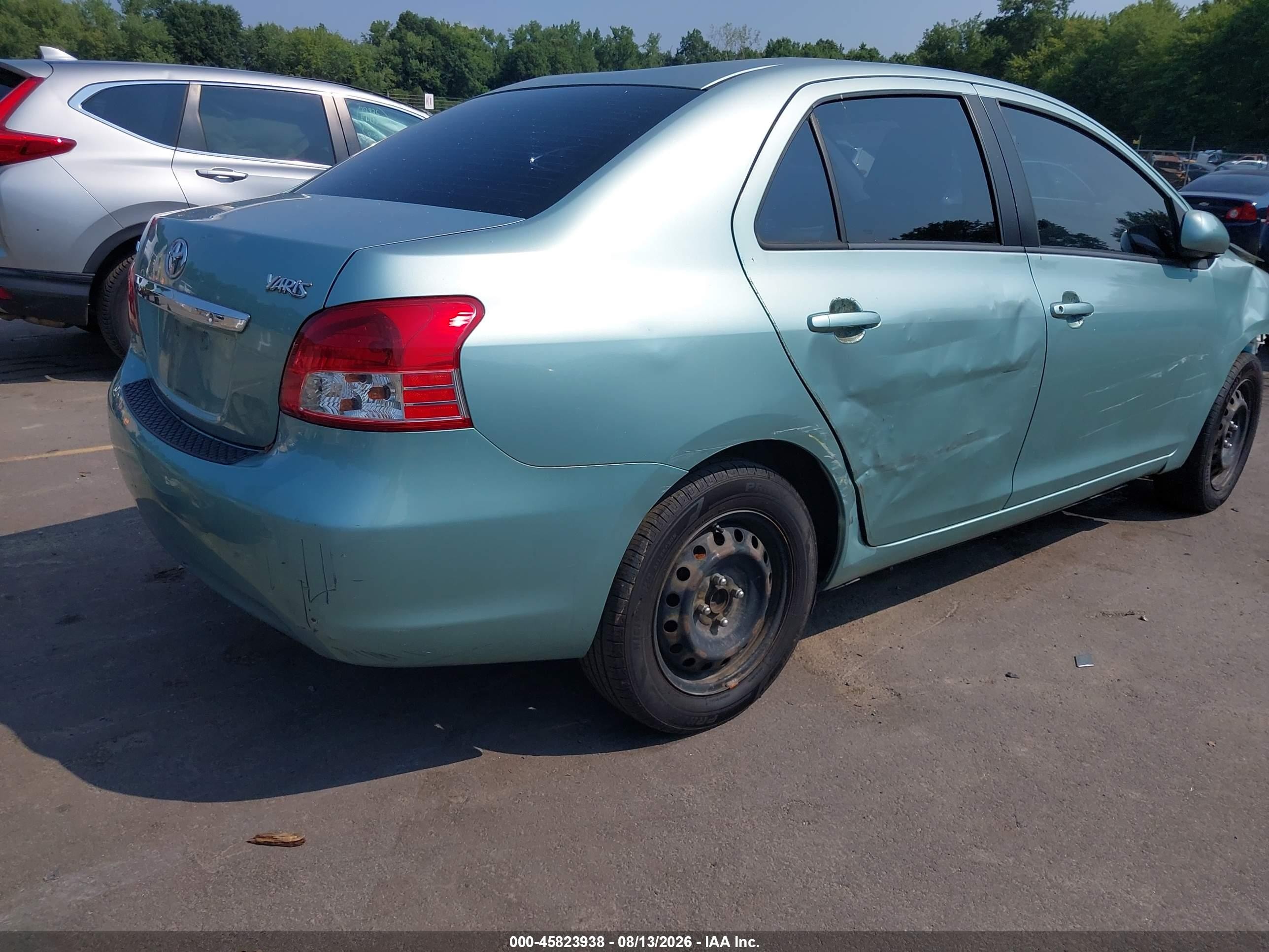2009 Toyota Yaris   Green vin: JTDBT903794042315