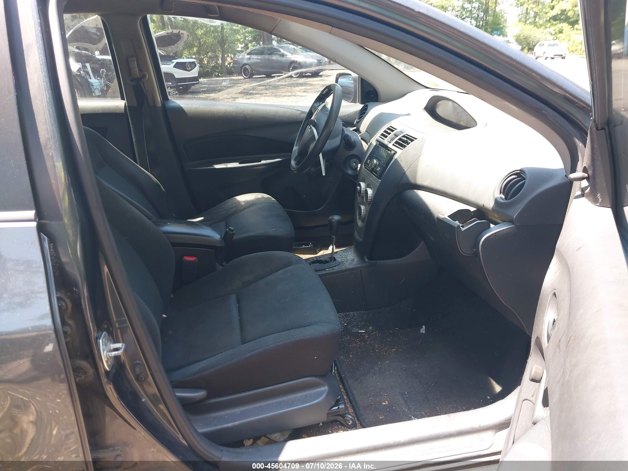2009 Toyota Yaris   Gray vin: JTDBT903794058983