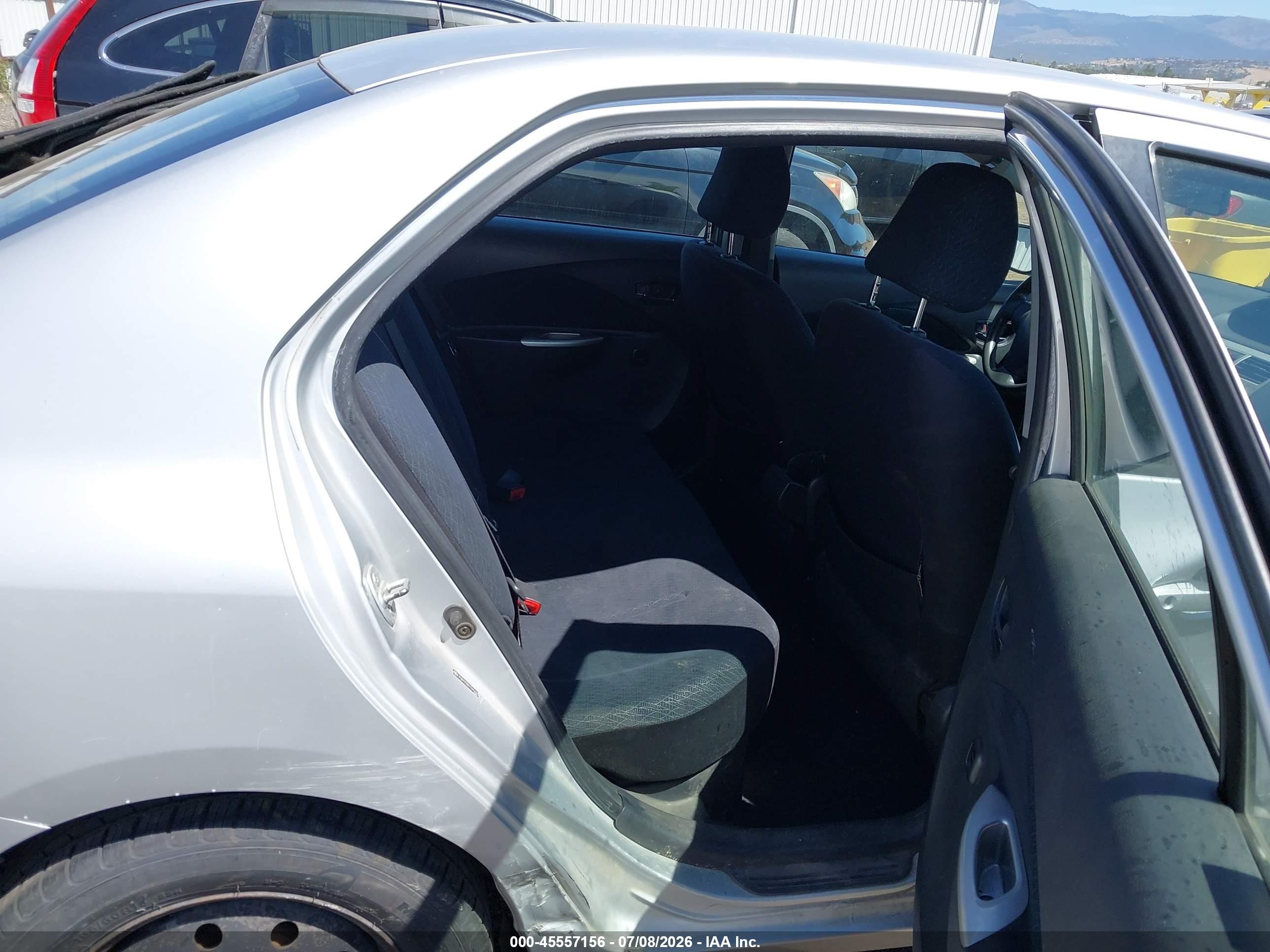 2007 Toyota Yaris   Silver vin: JTDBT903871015123