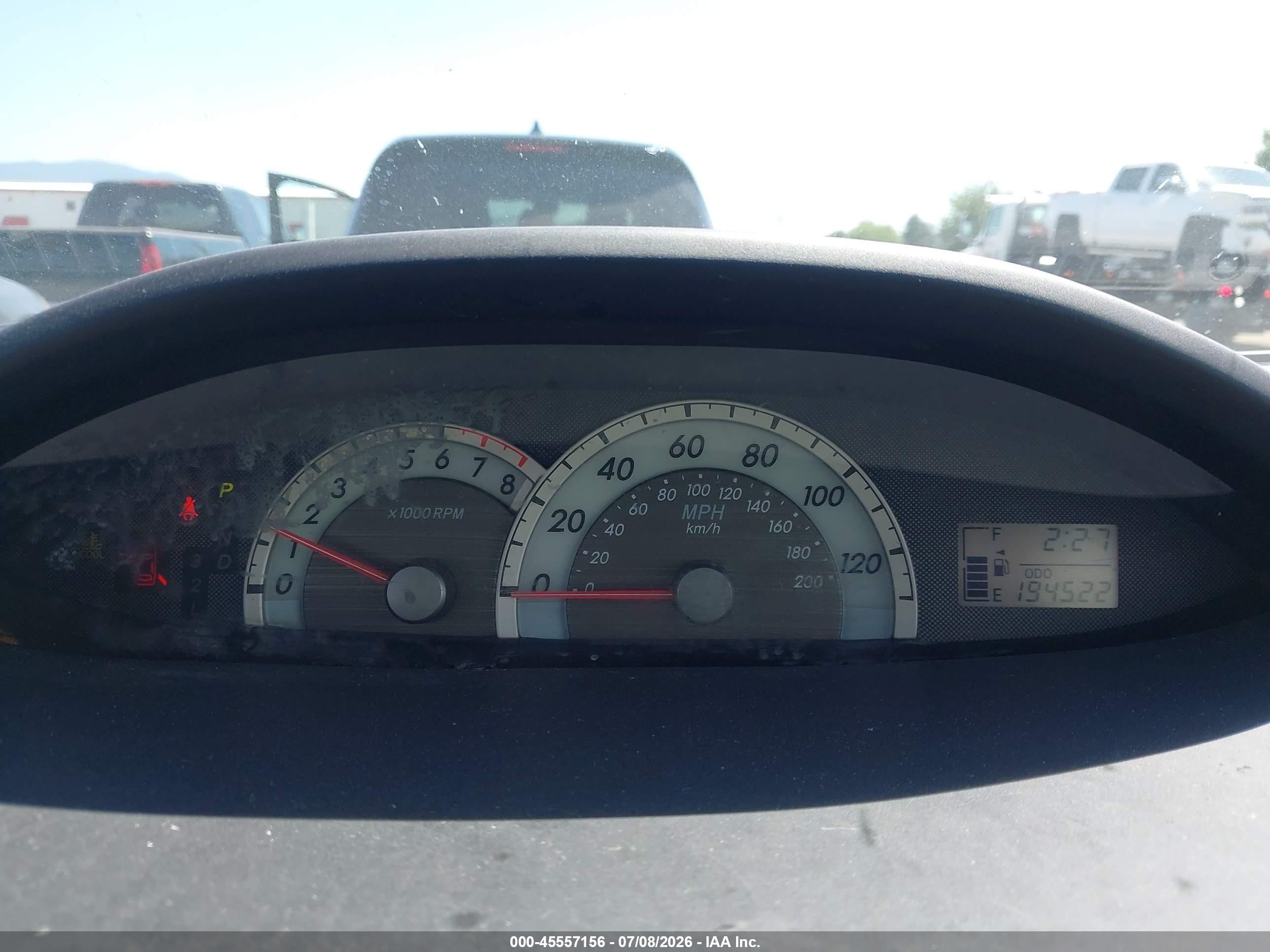 2007 Toyota Yaris   Silver vin: JTDBT903871015123