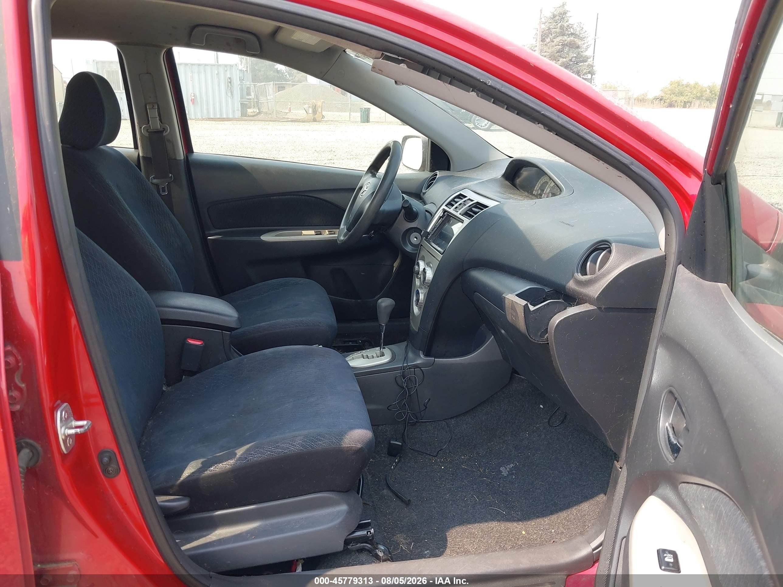 2007 Toyota Yaris S vin: JTDBT903871024078