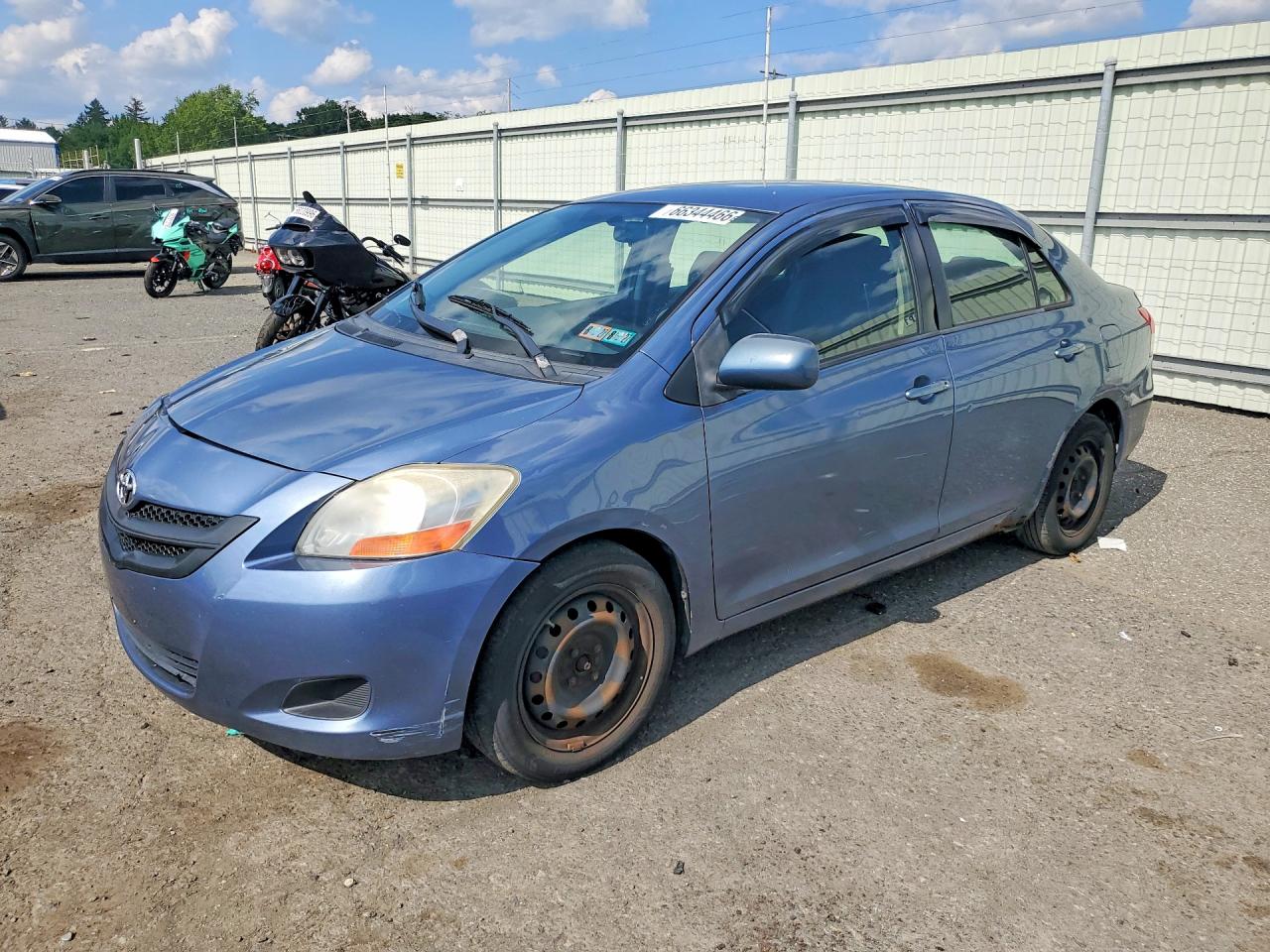 2008 Toyota Yaris Base Blue vin: JTDBT903881224962