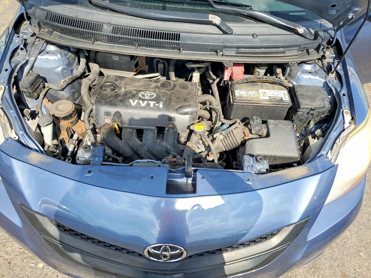 2008 Toyota Yaris Base Blue vin: JTDBT903881224962